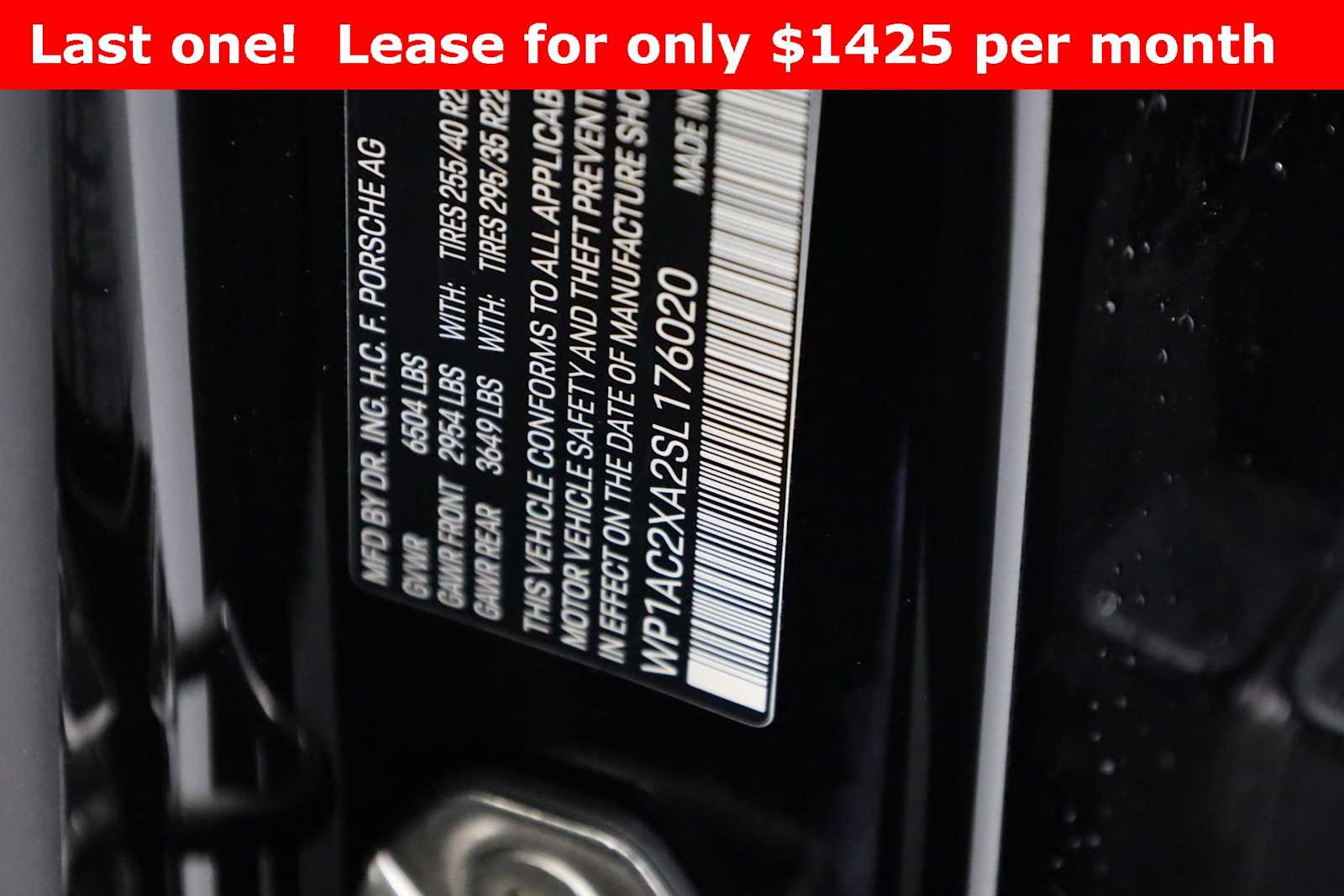 Thumbnail: 2025 Porsche Macan - 42