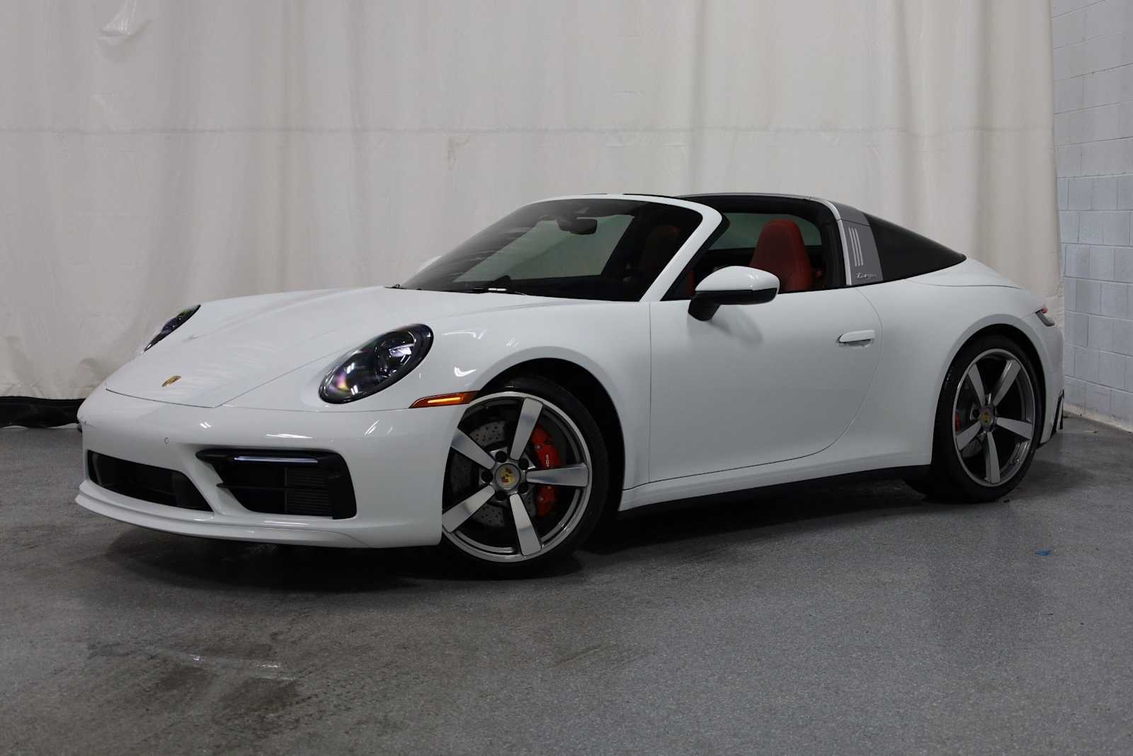 Thumbnail: 2024 Porsche 911 - 1