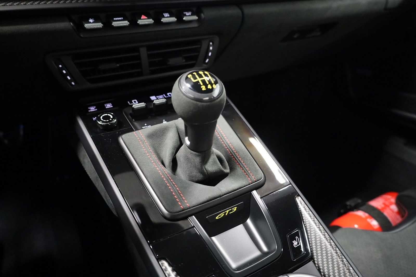 Thumbnail: 2026 Porsche 911 - 28