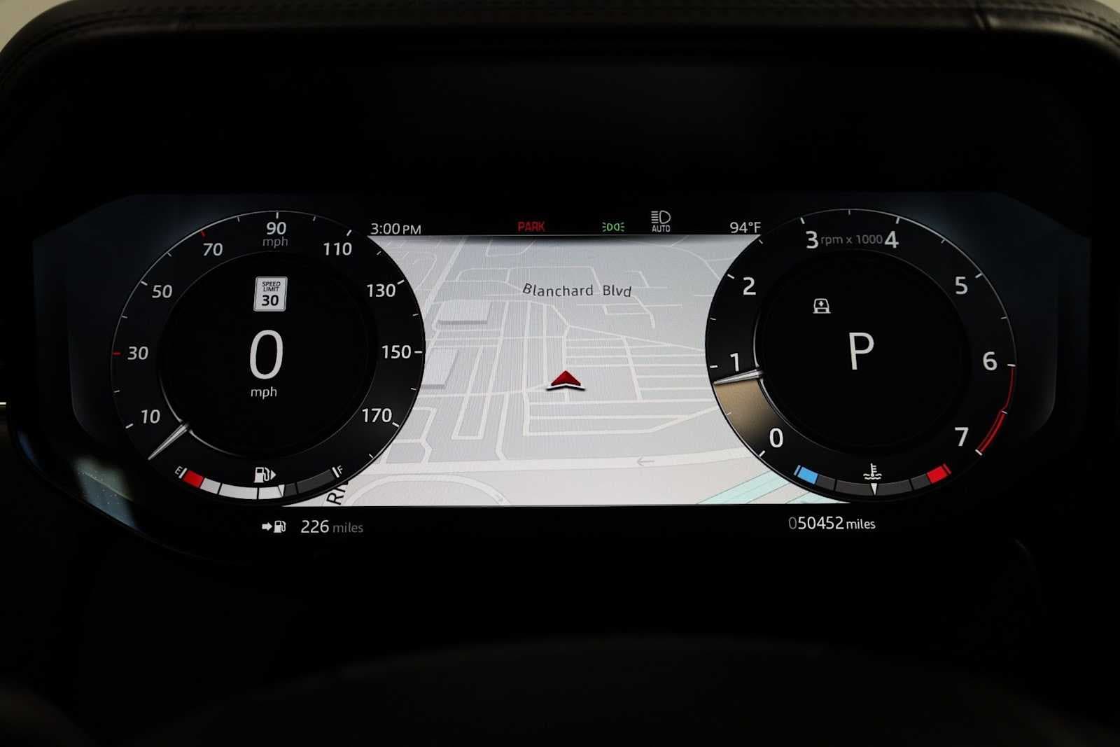 Thumbnail: 2023 Land Rover Range Rover - 22