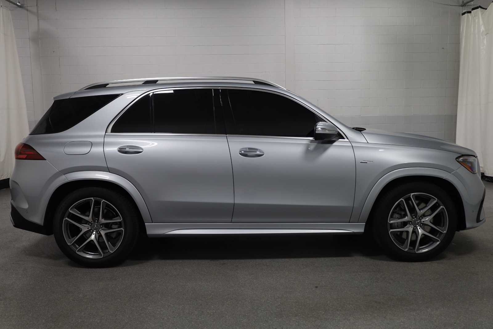 Thumbnail: 2025 Mercedes-Benz GLE - 10
