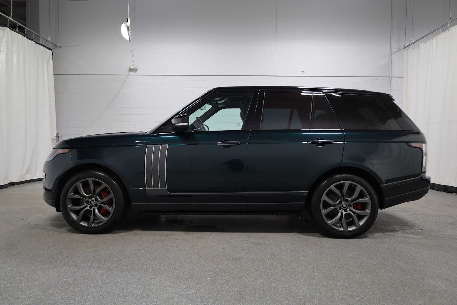 Thumbnail: 2019 Land Rover Range Rover - 2