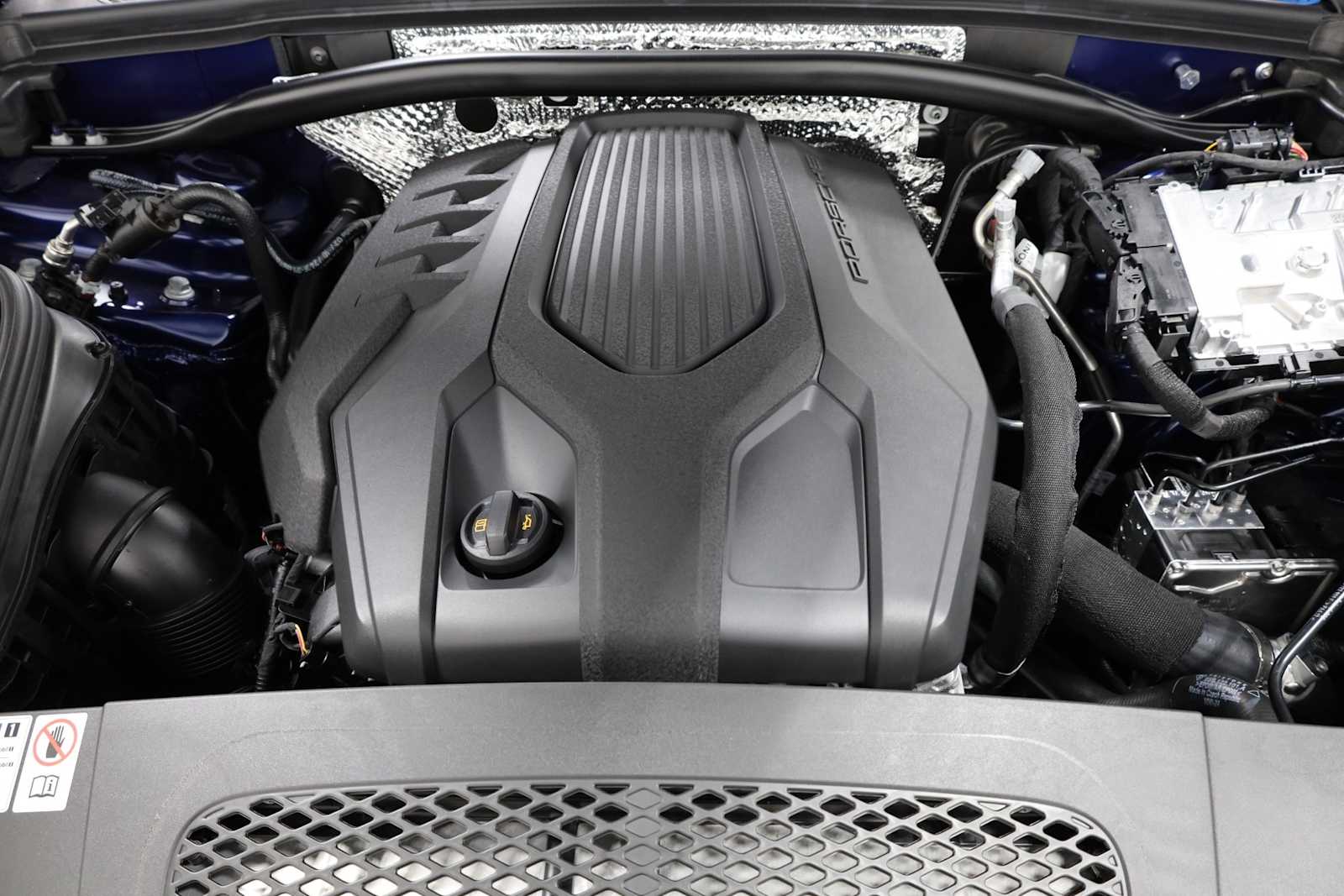 Thumbnail: 2024 Porsche Macan - 37