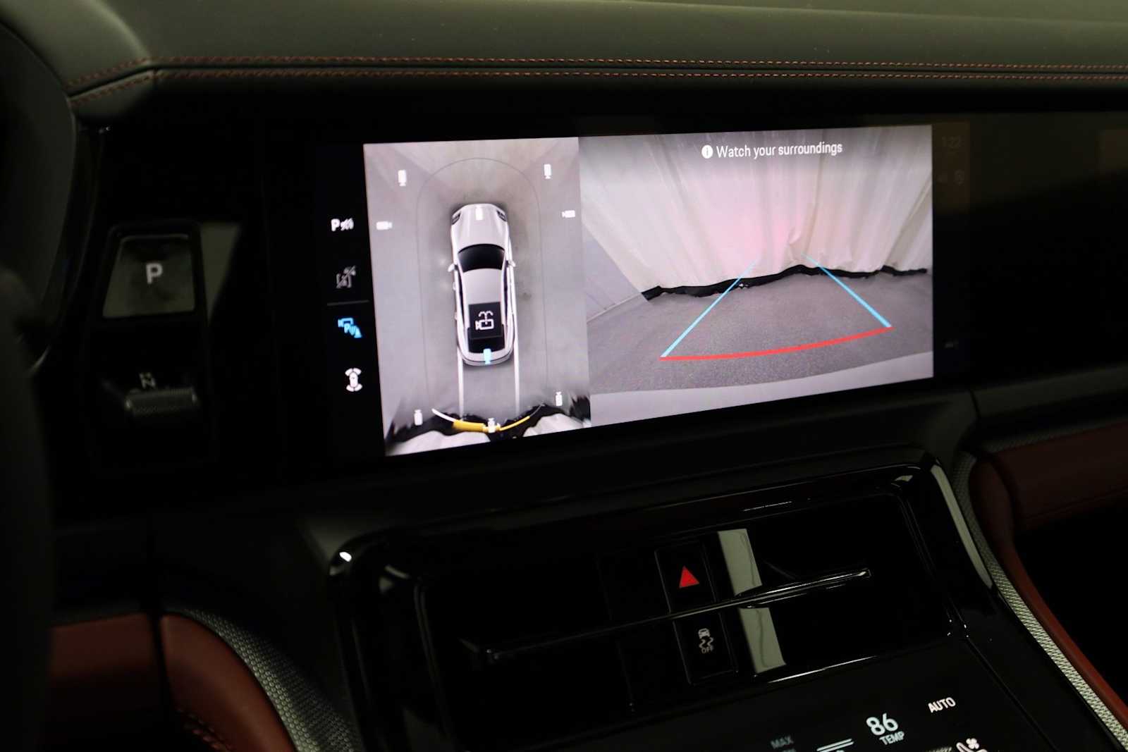 Thumbnail: 2026 Porsche Panamera - 32