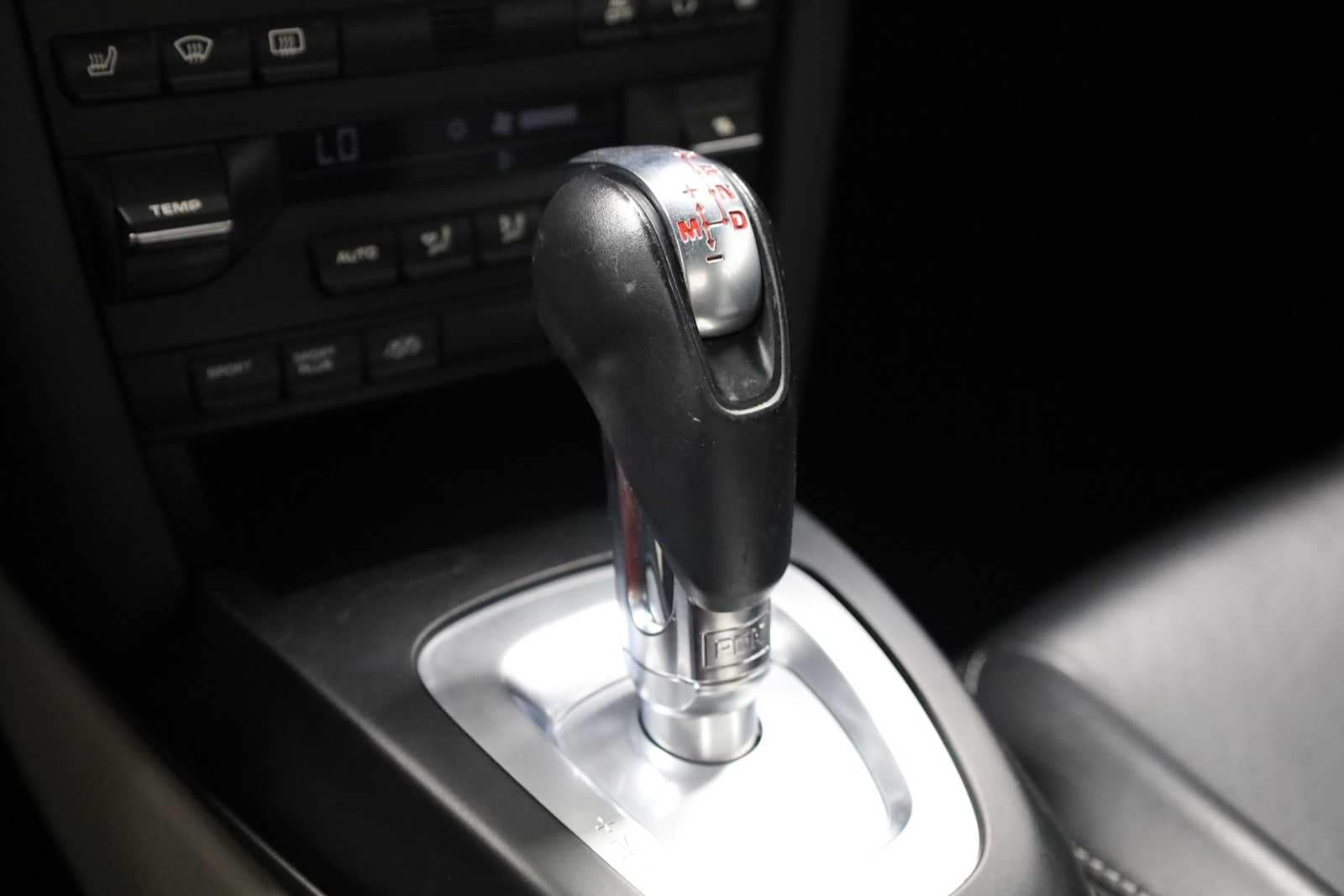 Thumbnail: 2012 Porsche Cayman - 22