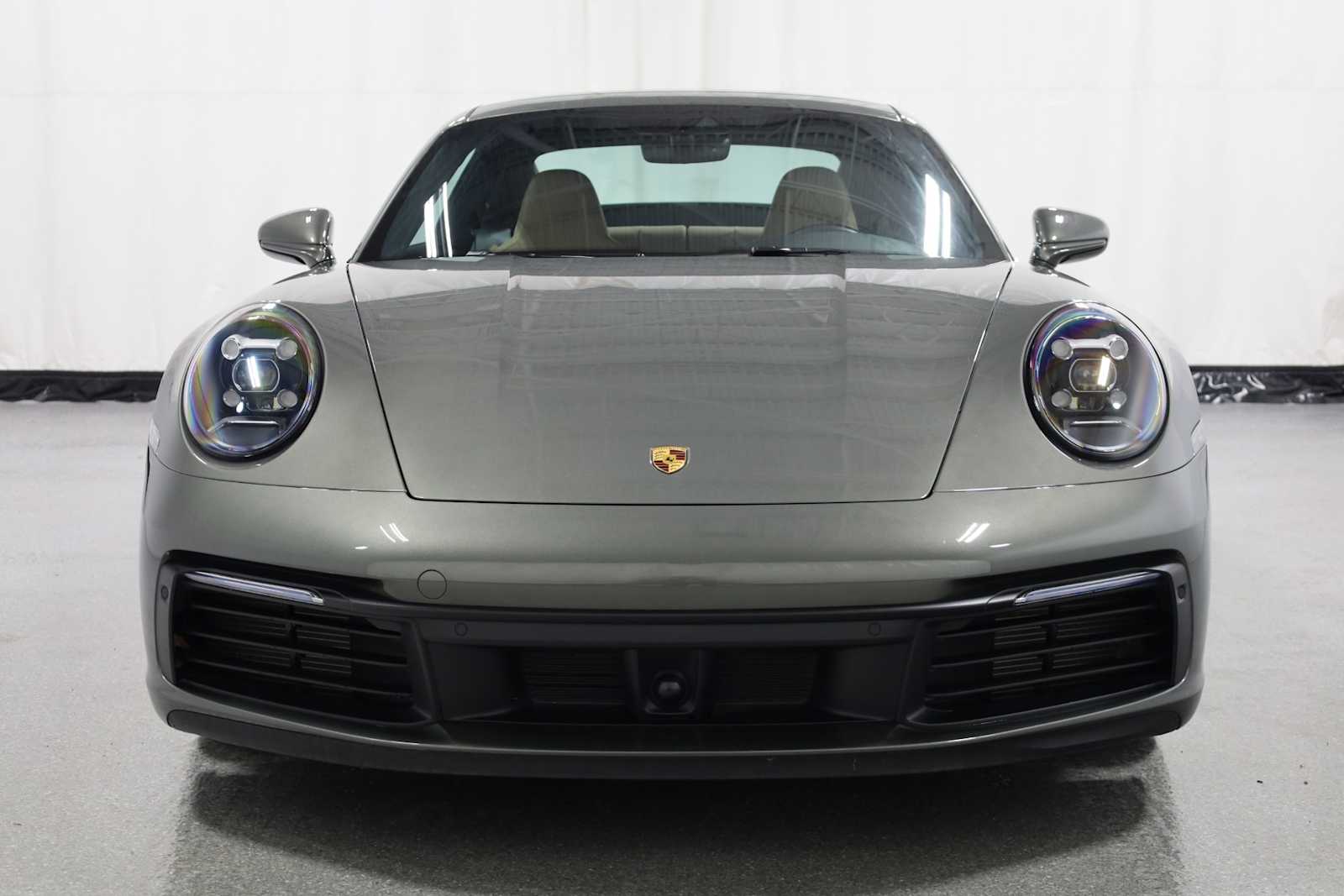 Thumbnail: 2024 Porsche 911 - 14