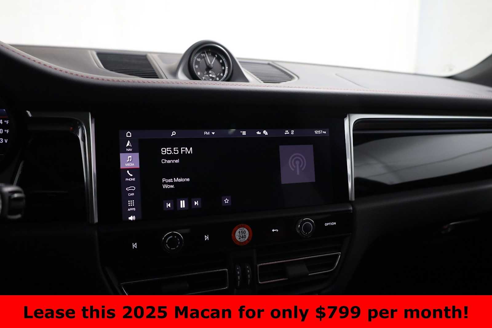 Thumbnail: 2025 Porsche Macan - 32