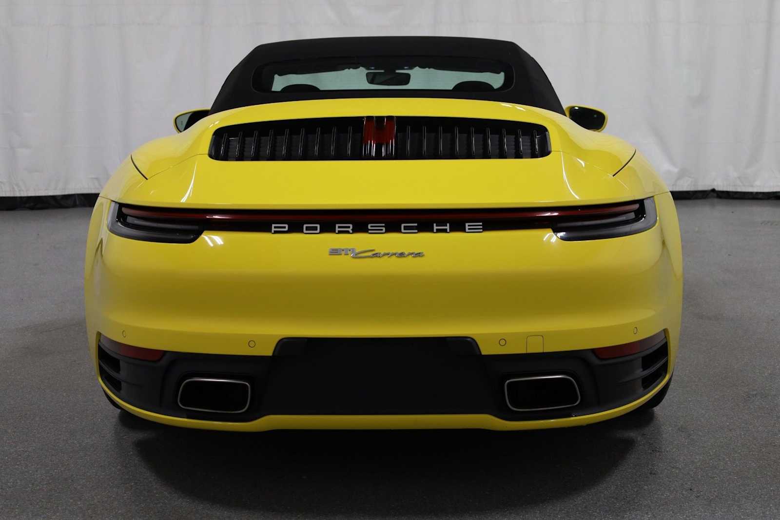 Thumbnail: 2022 Porsche 911 - 7