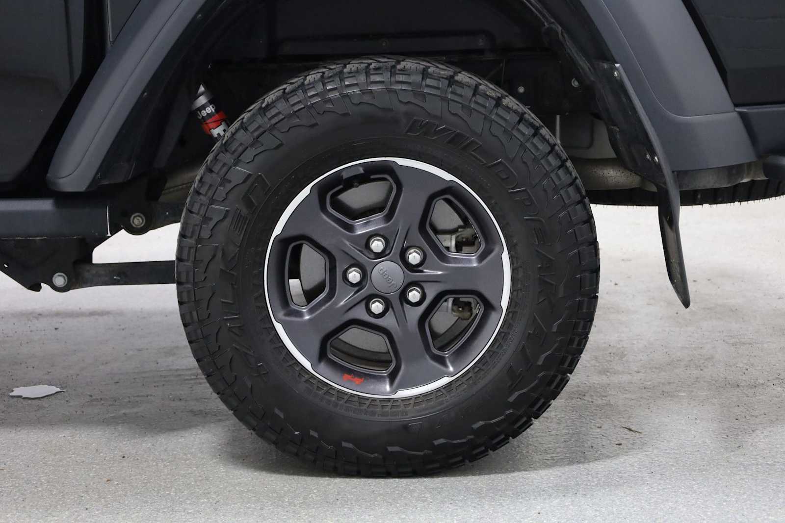 Thumbnail: 2021 Jeep Gladiator - 35