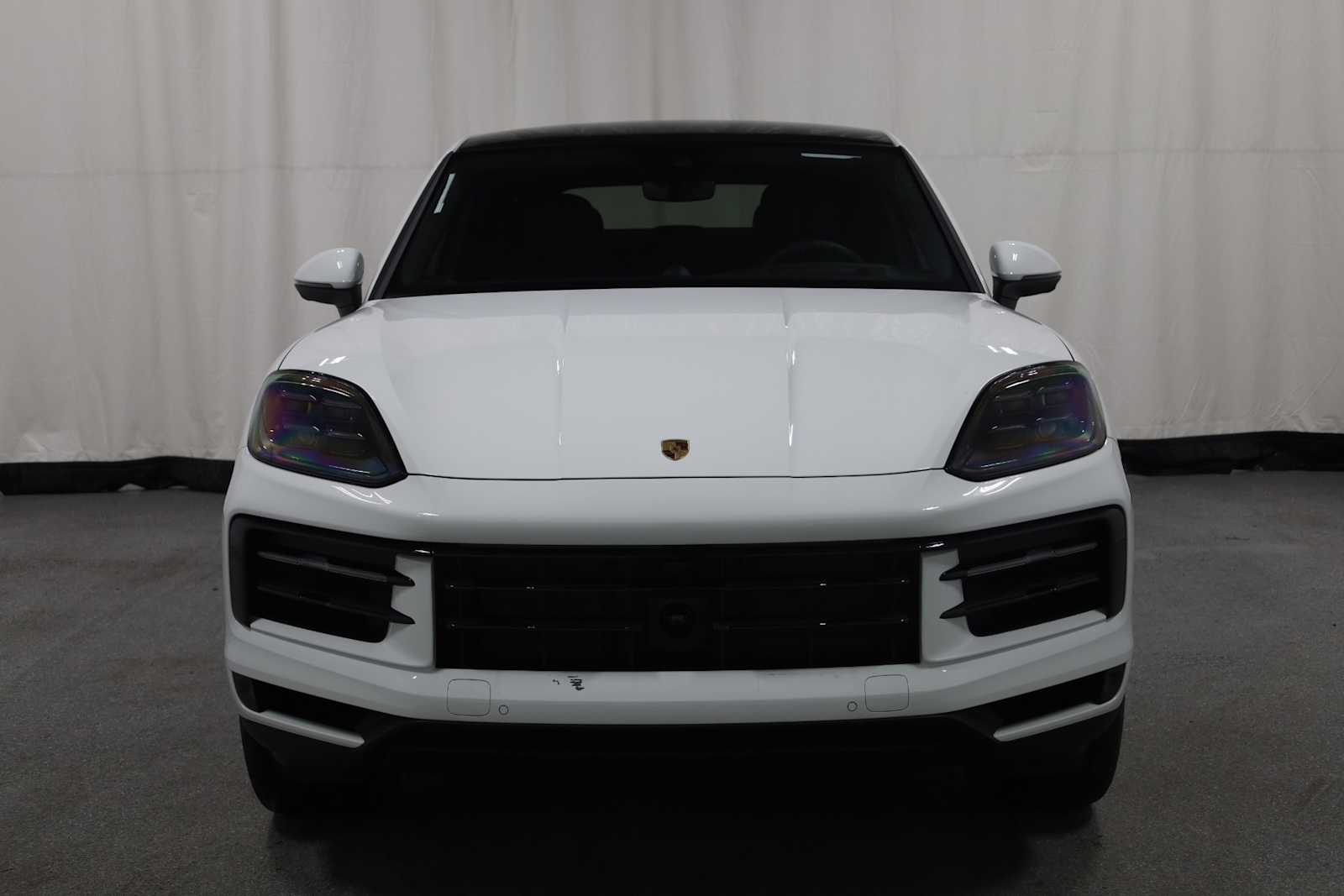Thumbnail: 2025 Porsche  - 14