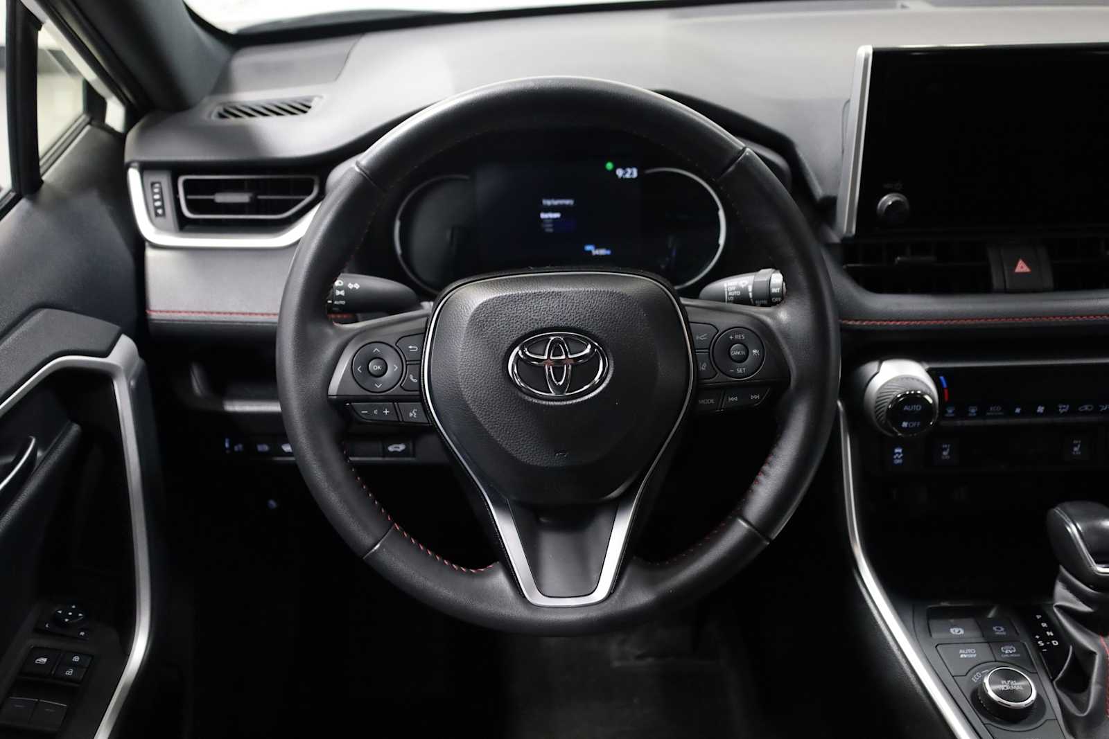 Thumbnail: 2024 Toyota RAV4 - 22