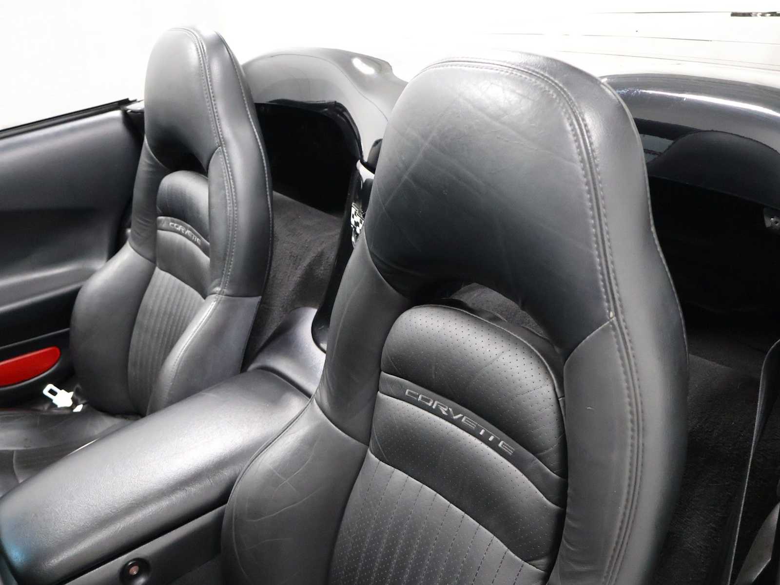 Thumbnail: 1998 Chevrolet Corvette - 17
