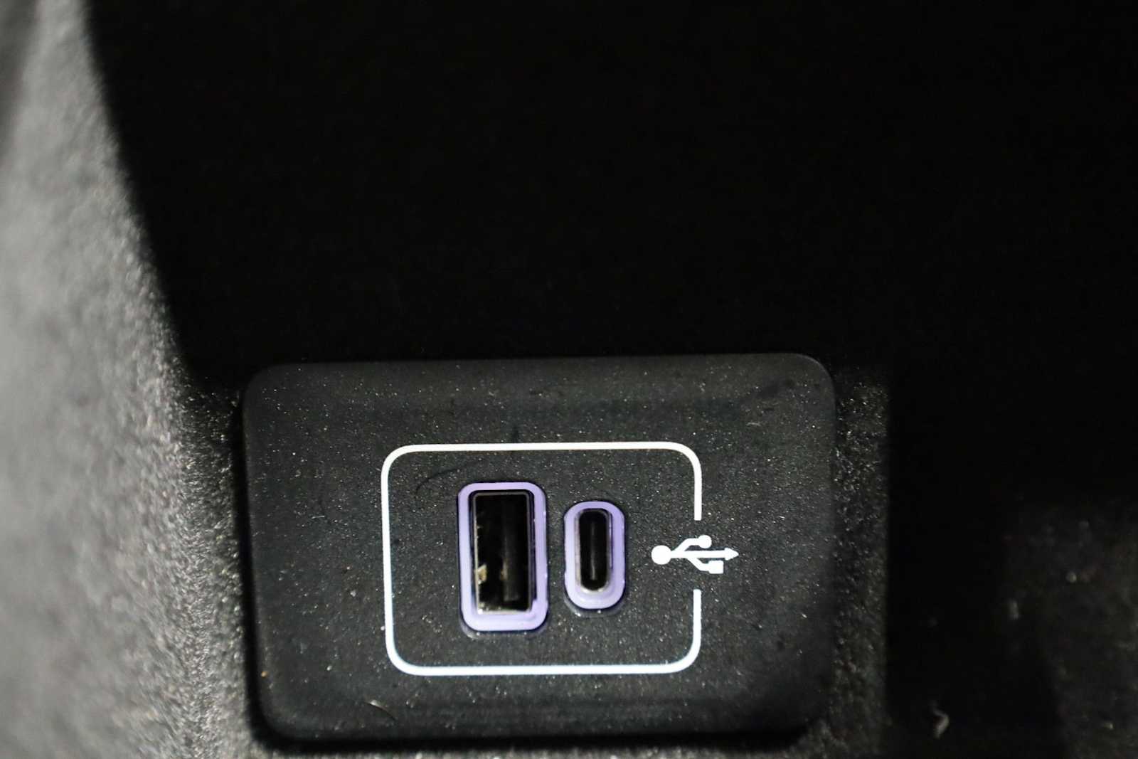 Thumbnail: 2023 Maserati Grecale - 35