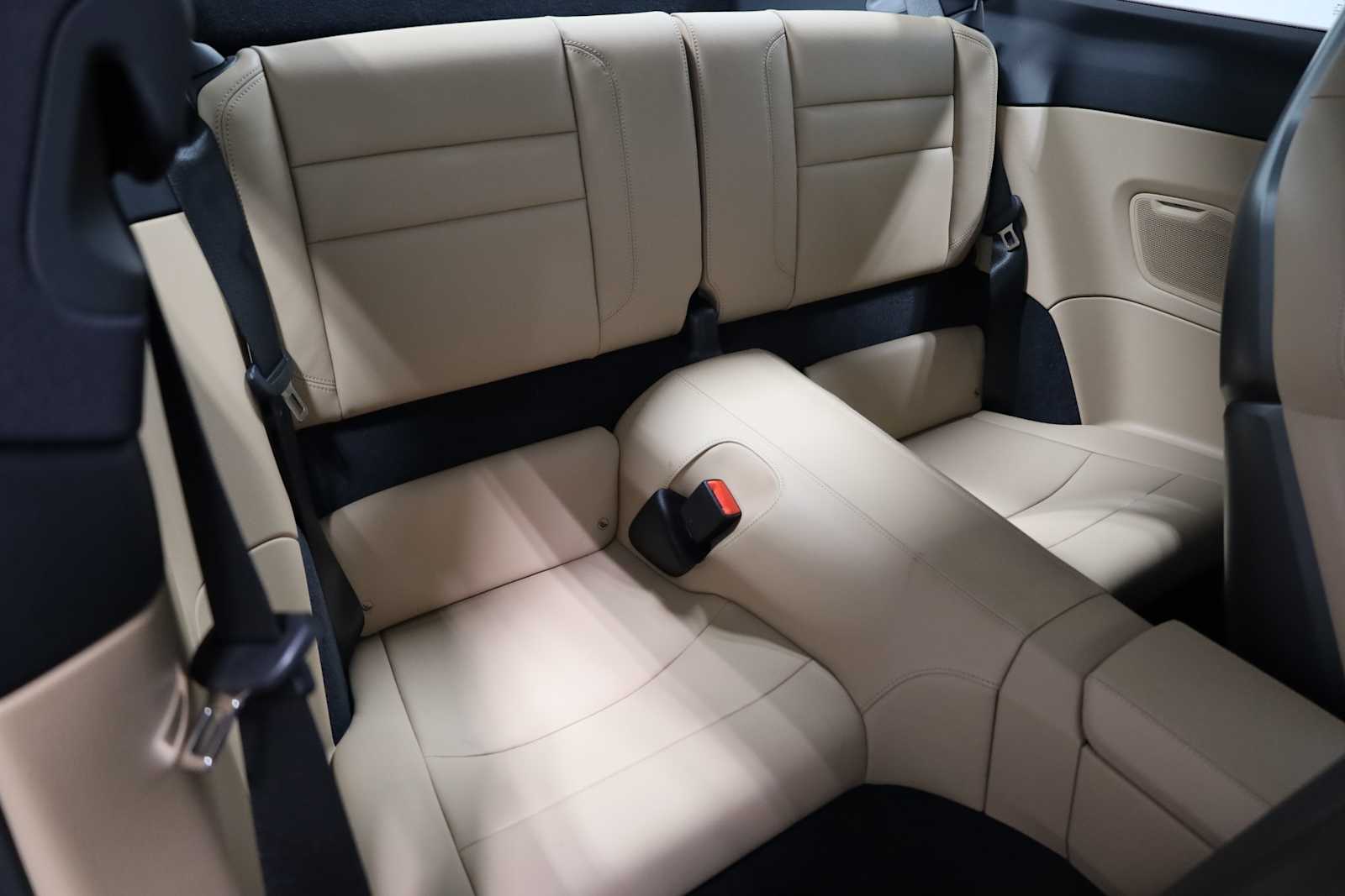 Thumbnail: 2024 Porsche 911 - 33