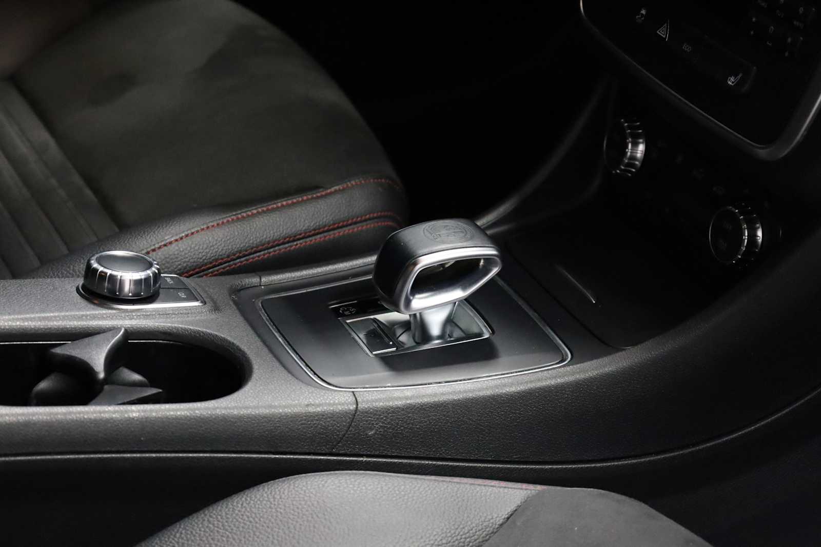 Thumbnail: 2014 Mercedes-Benz CLA - 27