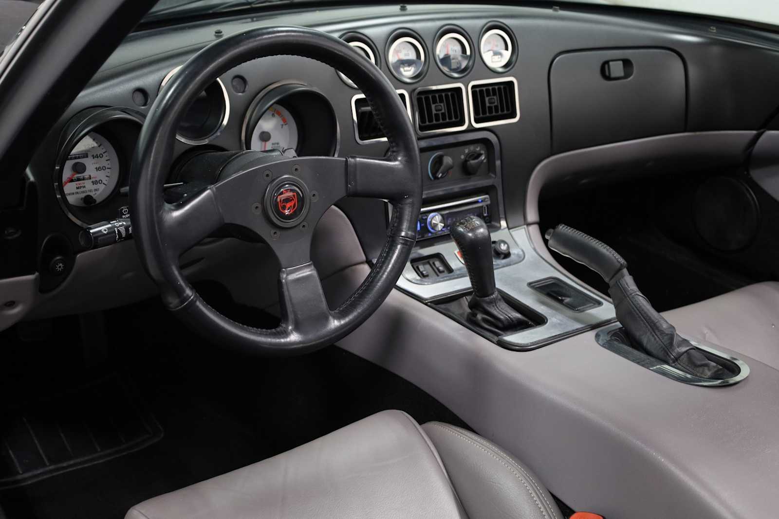 Thumbnail: 1994 Dodge Viper - 4