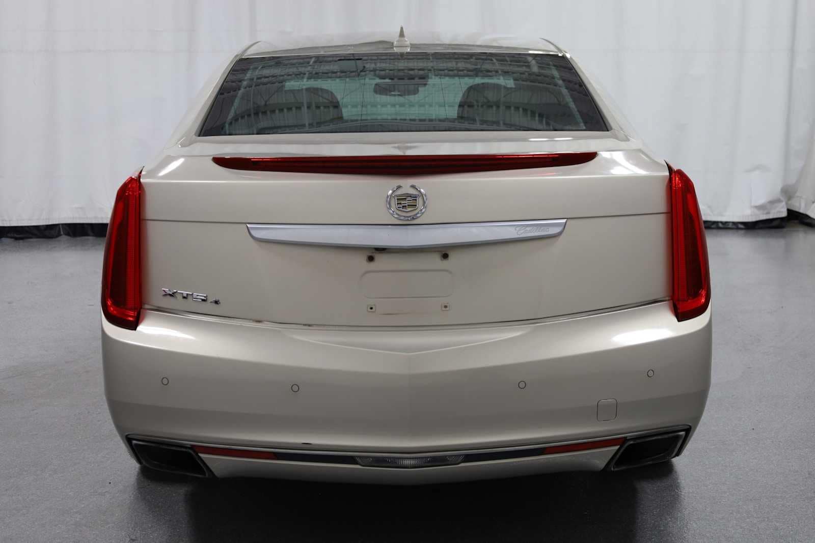 Thumbnail: 2013 Cadillac XTS - 7
