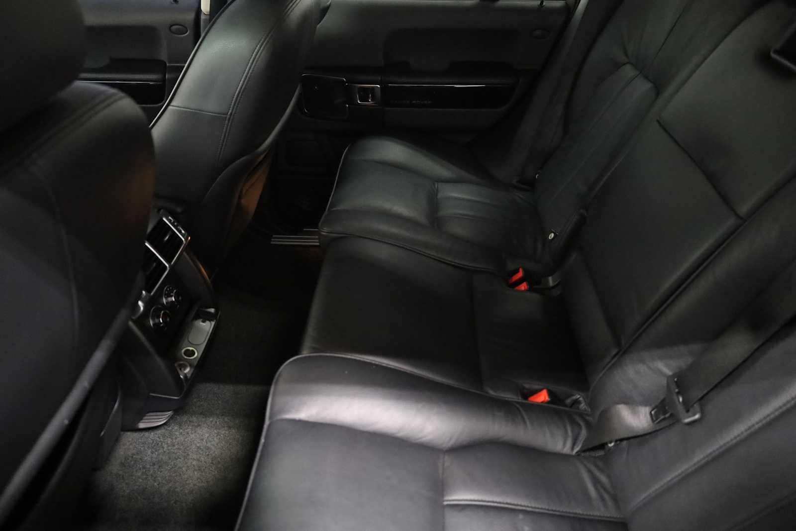 Thumbnail: 2012 Land Rover Range Rover - 33