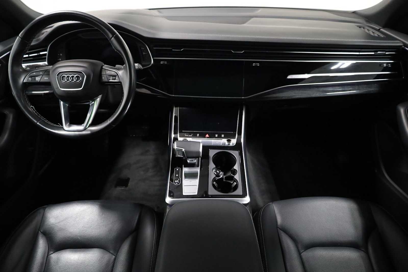 Thumbnail: 2021 Audi Q8 - 24