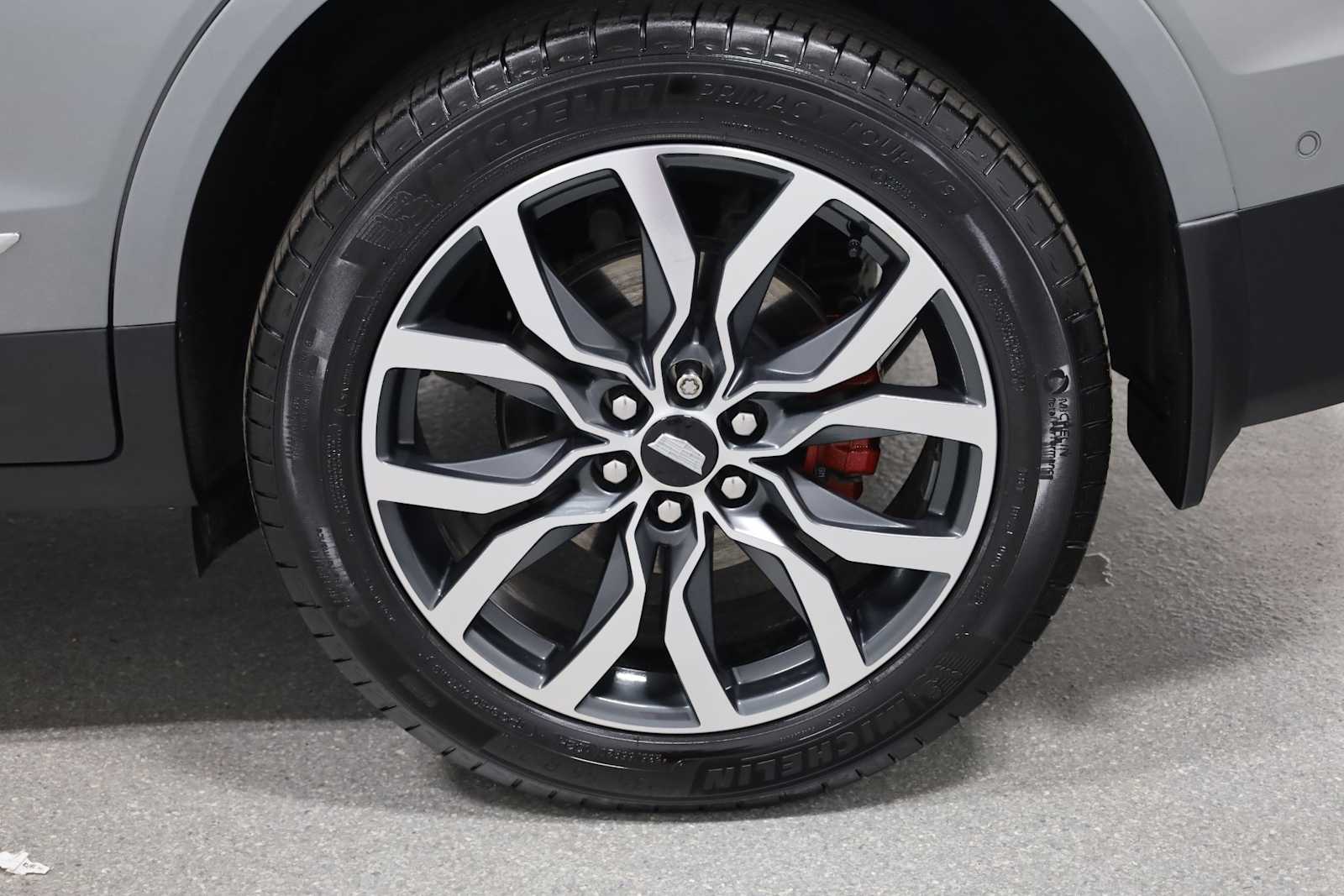 Thumbnail: 2023 Cadillac XT5 - 35