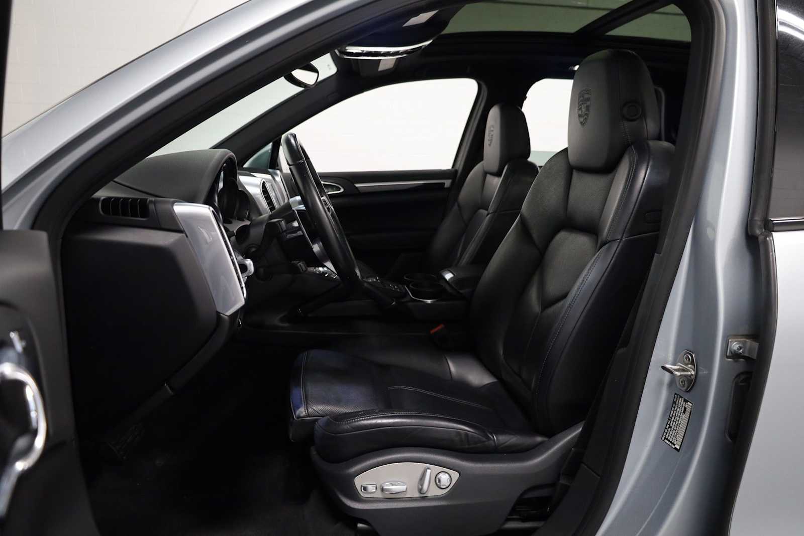 Thumbnail: 2017 Porsche Cayenne - 5