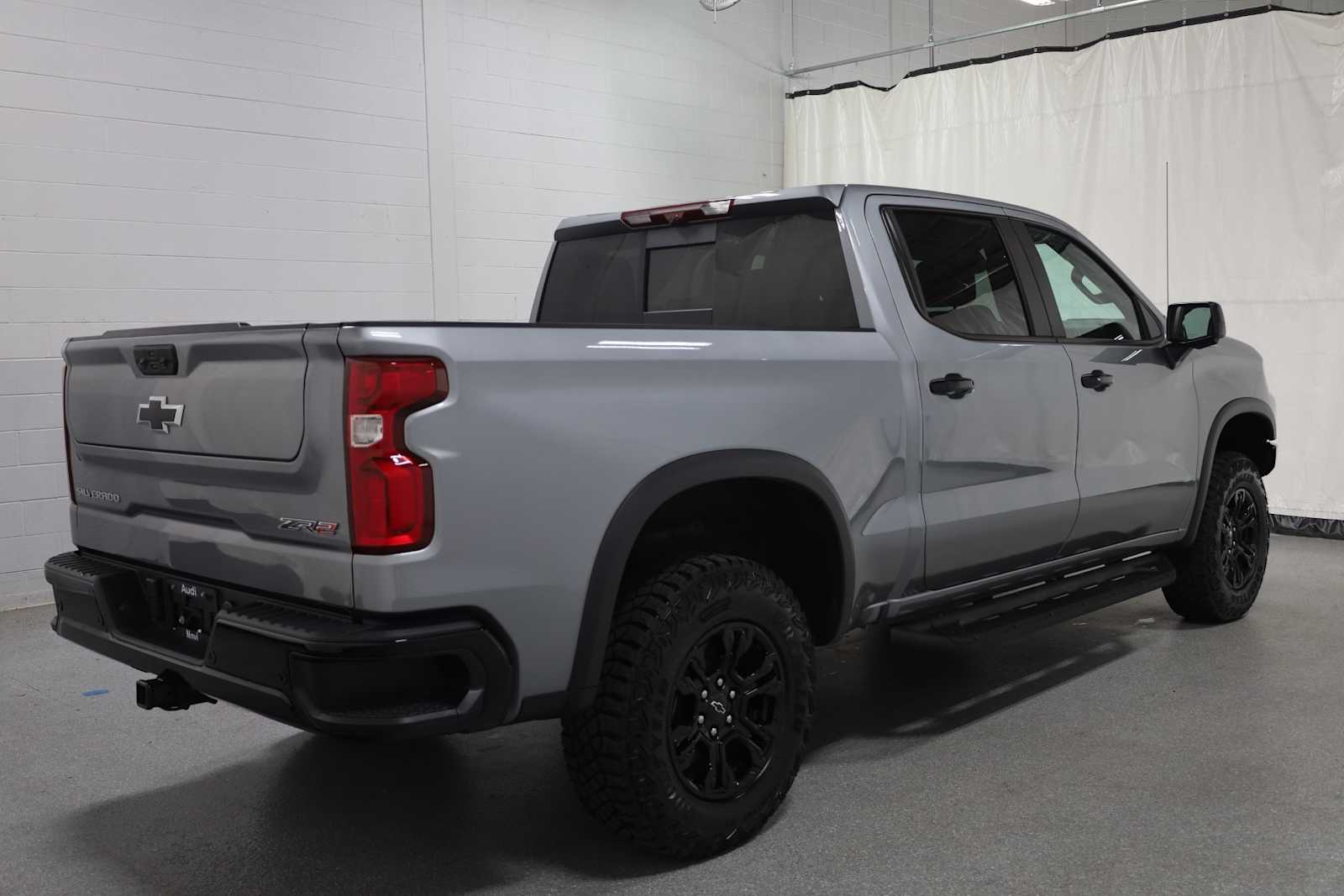 Thumbnail: 2024 Chevrolet Silverado 1500 - 9