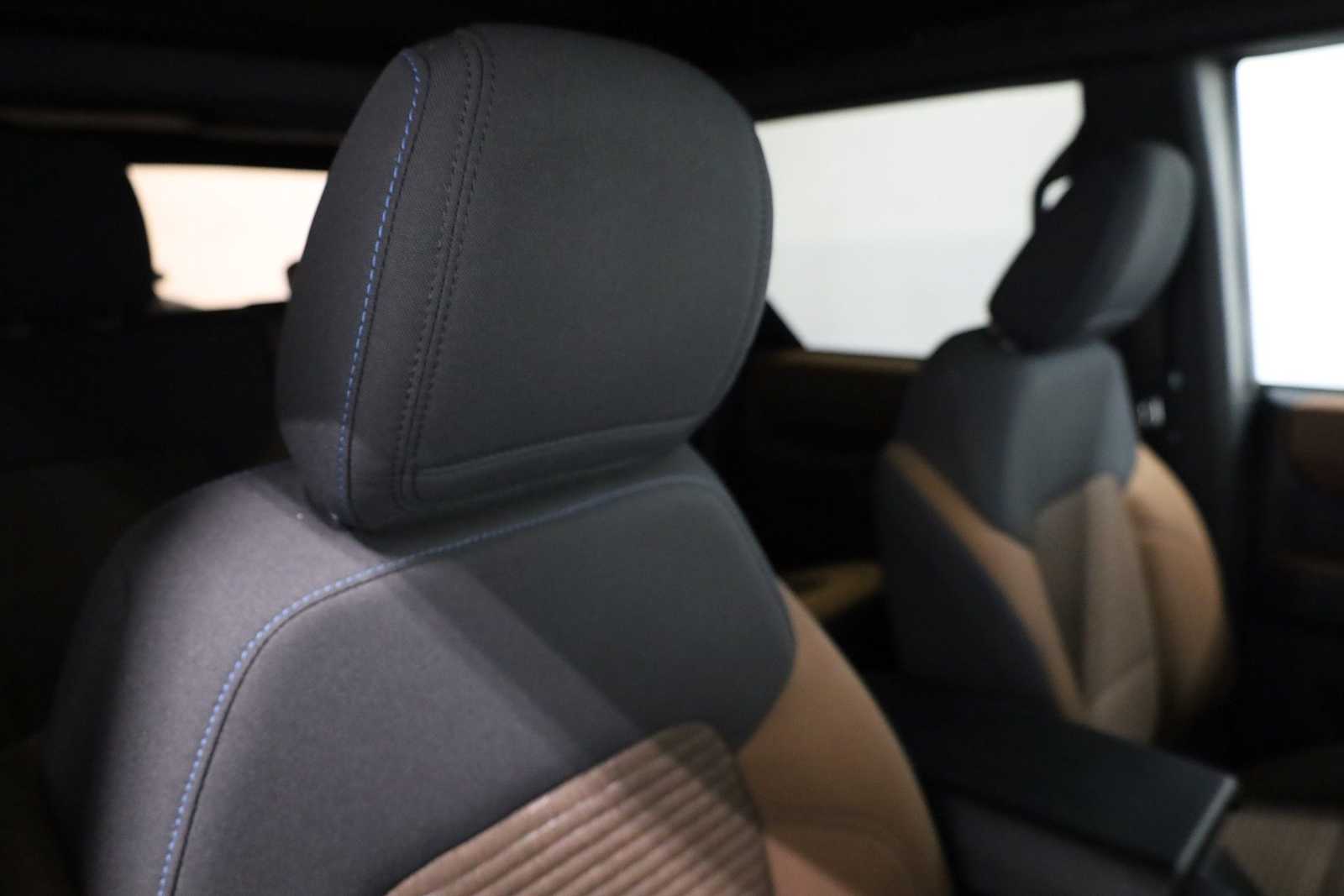 Thumbnail: 2021 Ford Bronco - 20