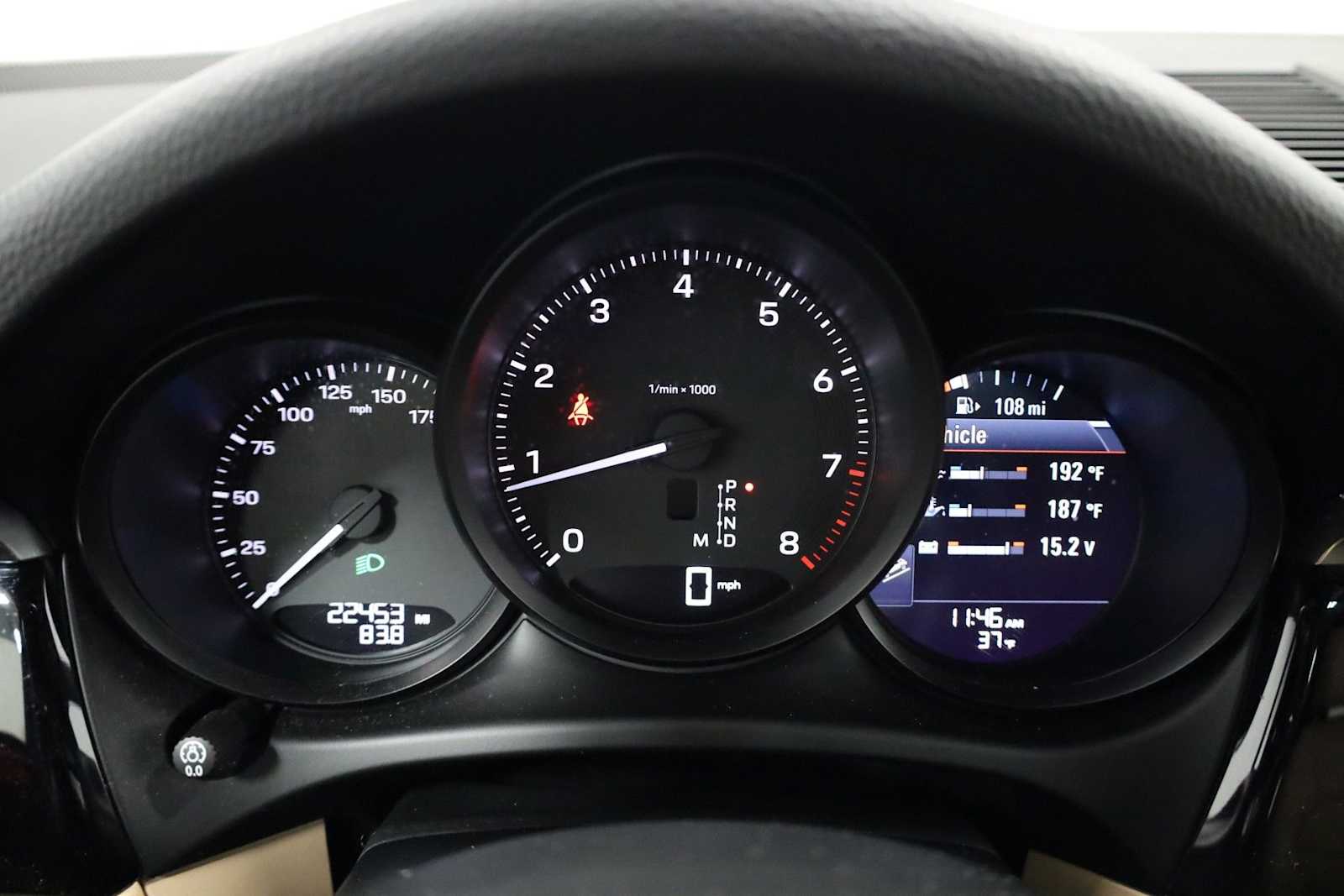 Thumbnail: 2024 Porsche Macan - 24