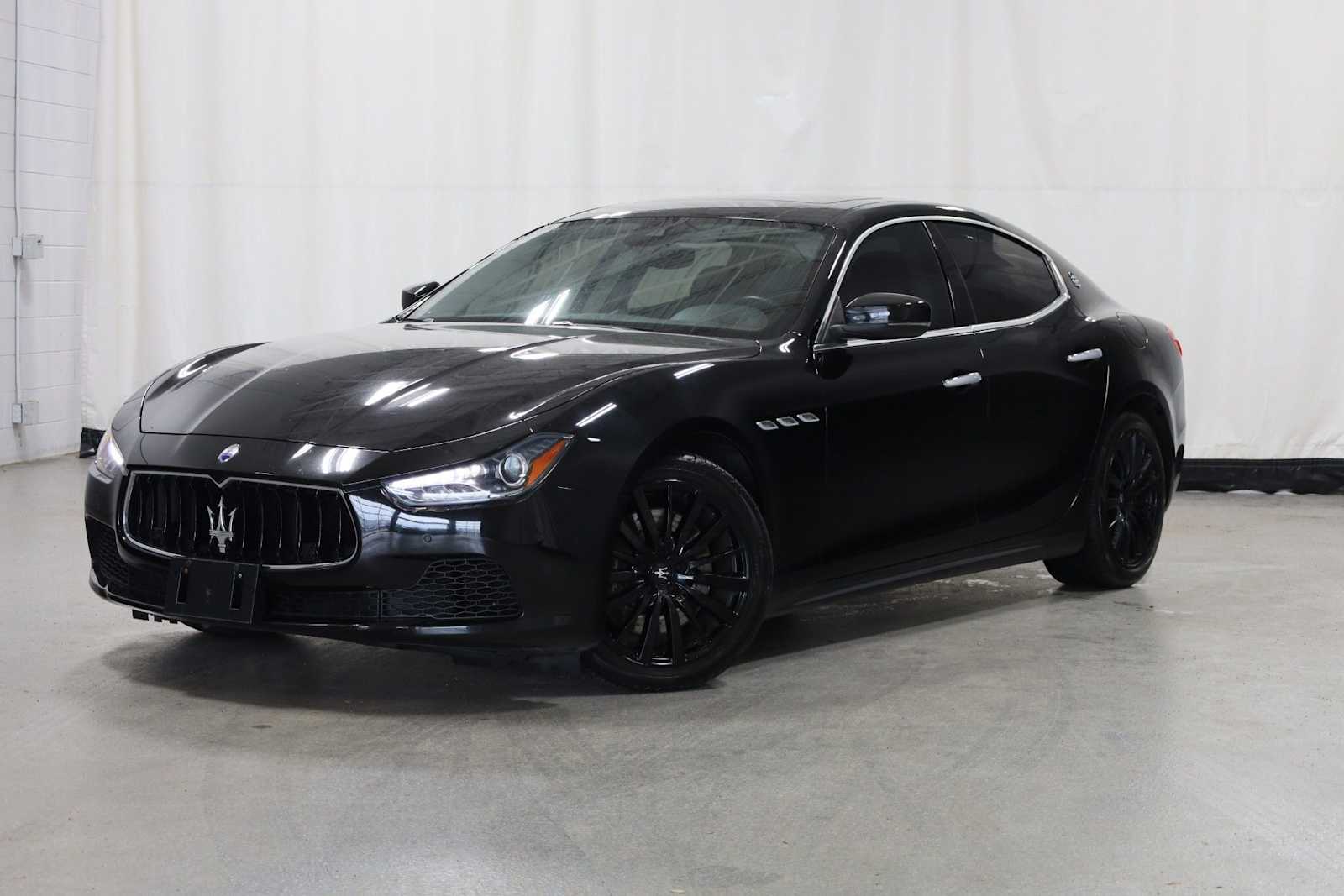 Thumbnail: 2017 Maserati Ghibli - 1