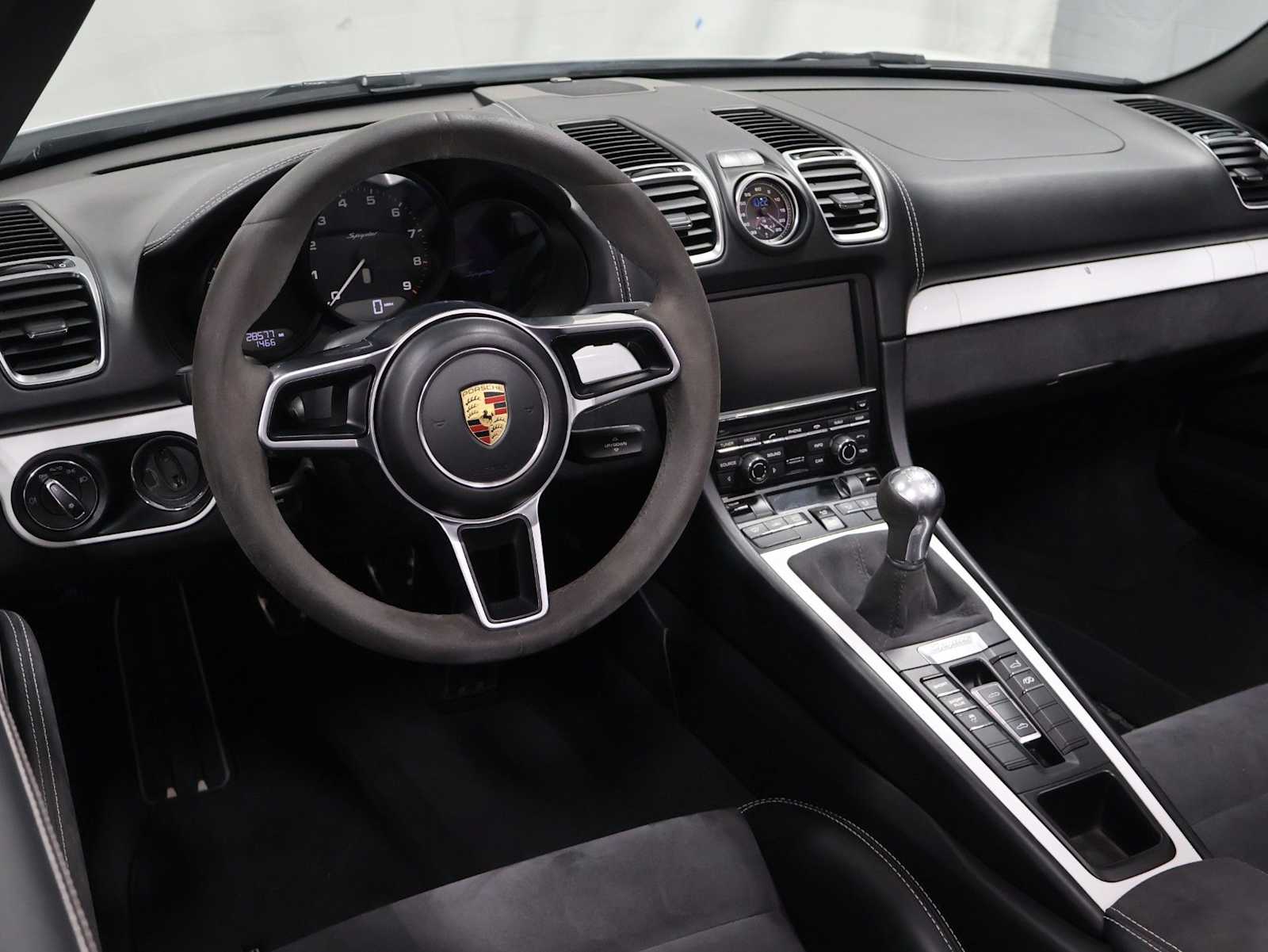 Thumbnail: 2016 Porsche Boxster - 4