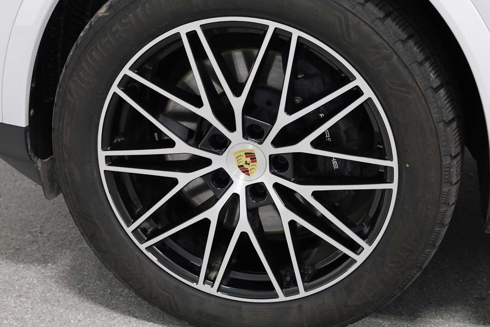 Thumbnail: 2024 Porsche  - 40