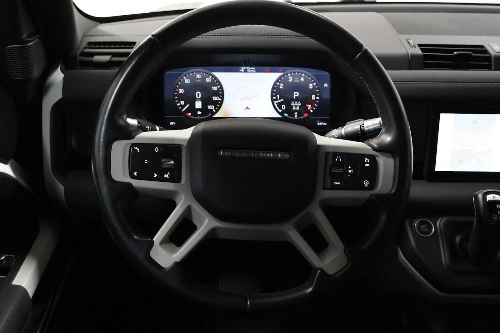 Thumbnail: 2022 Land Rover Defender - 22