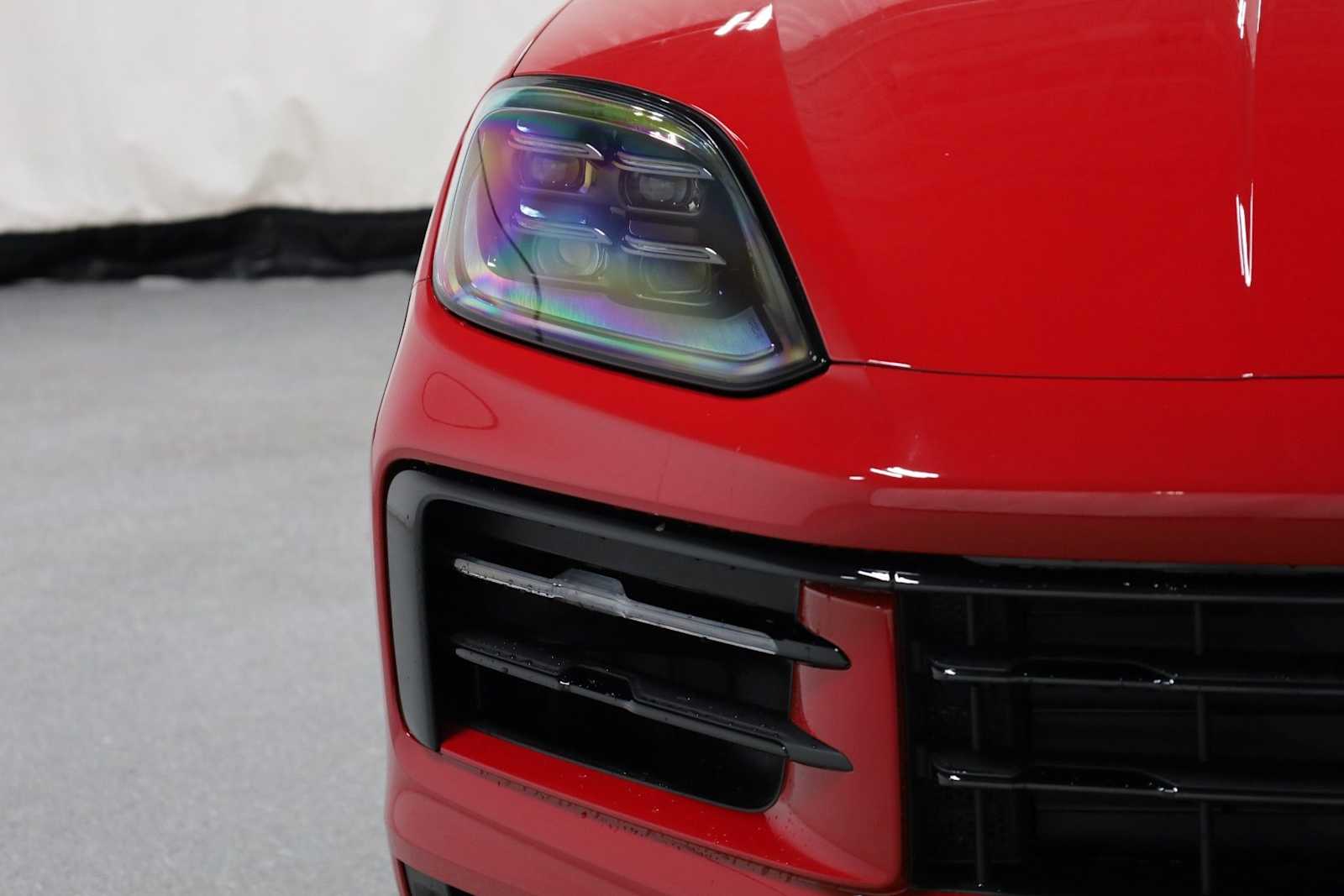 Thumbnail: 2025 Porsche  - 15