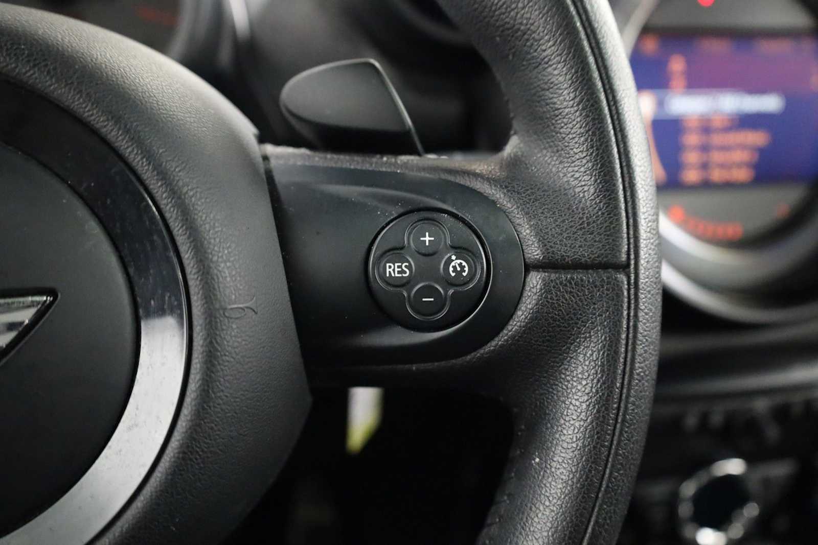 Thumbnail: 2016 MINI Cooper Countryman - 26