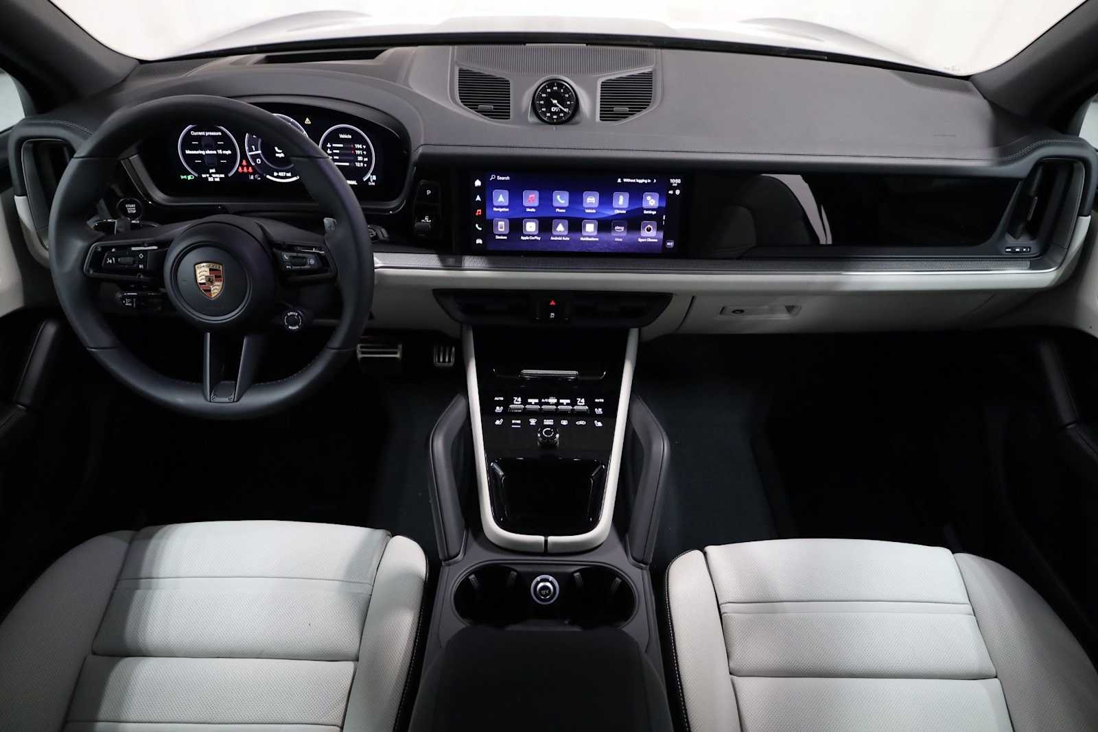 Thumbnail: 2026 Porsche Cayenne - 26