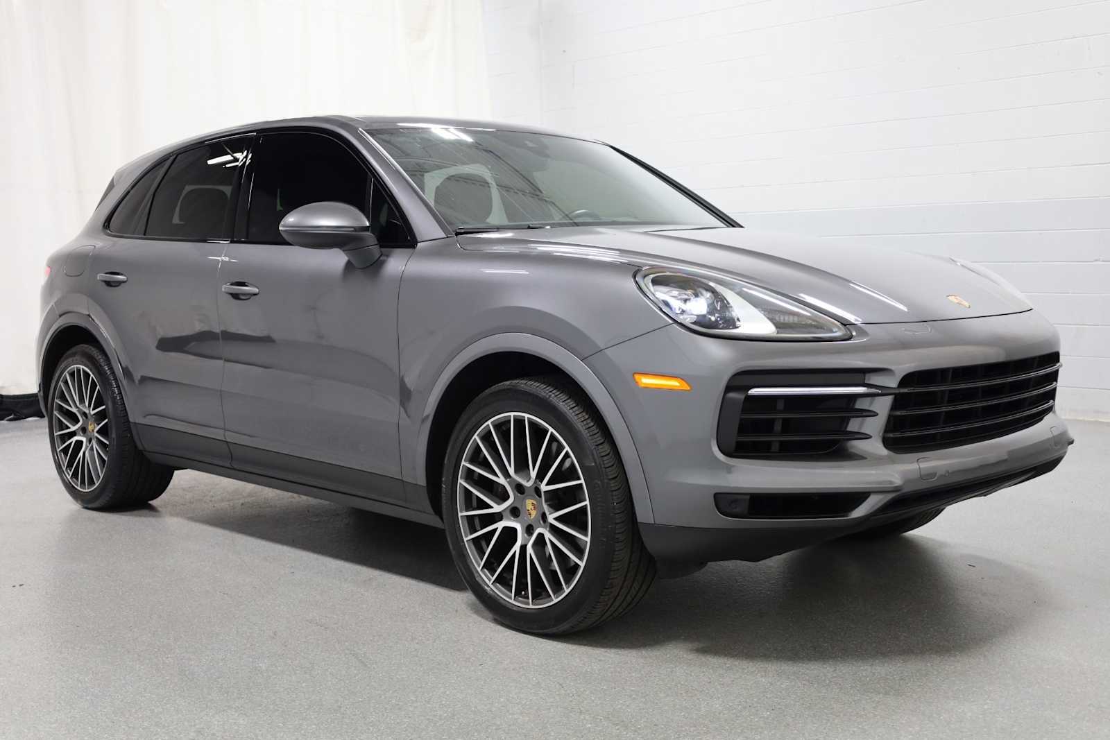 Thumbnail: 2022 Porsche Cayenne - 13