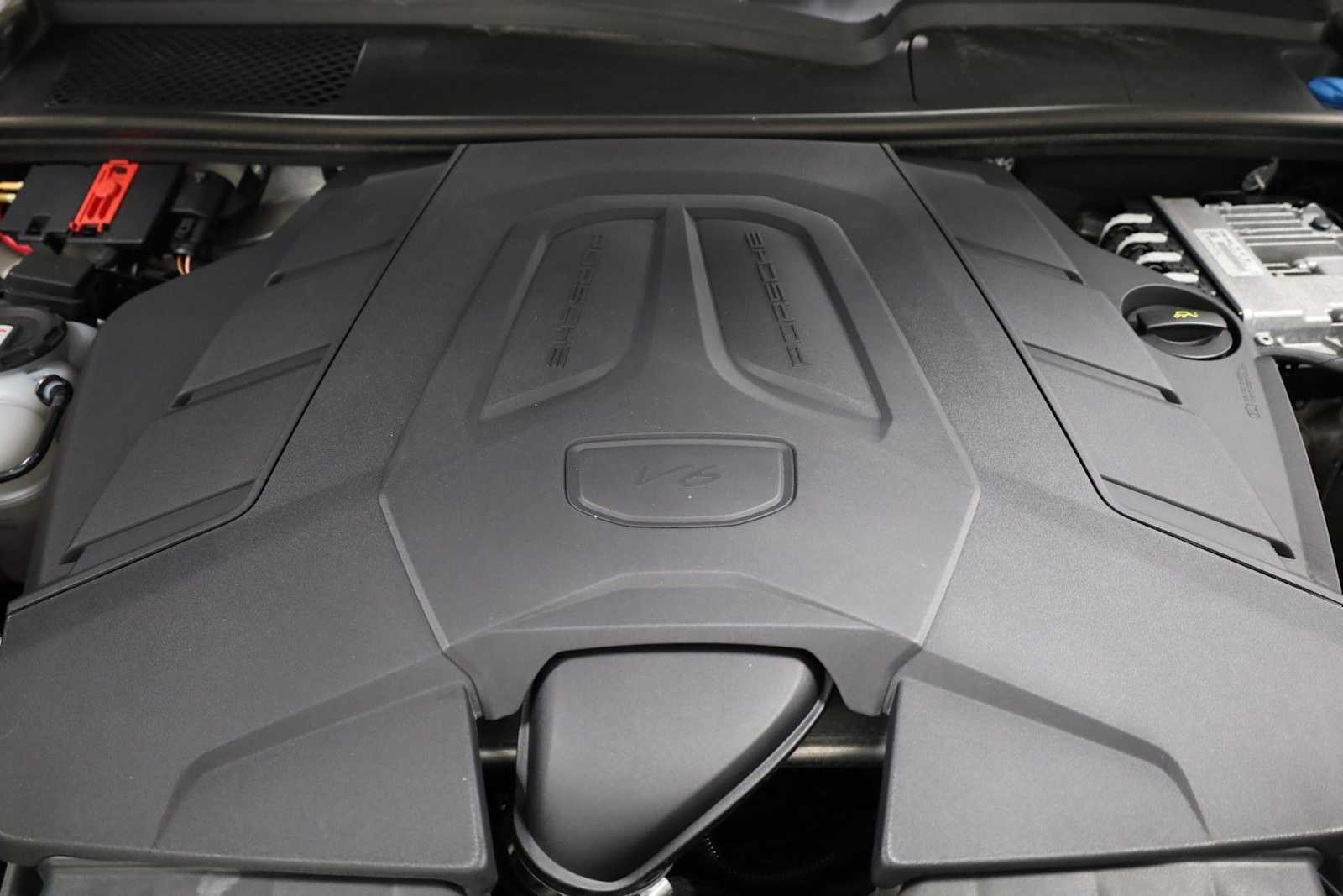 Thumbnail: 2024 Porsche Cayenne - 40