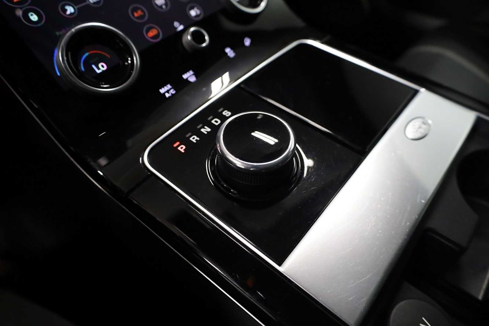 Thumbnail: 2018 Land Rover Range Rover Velar - 27