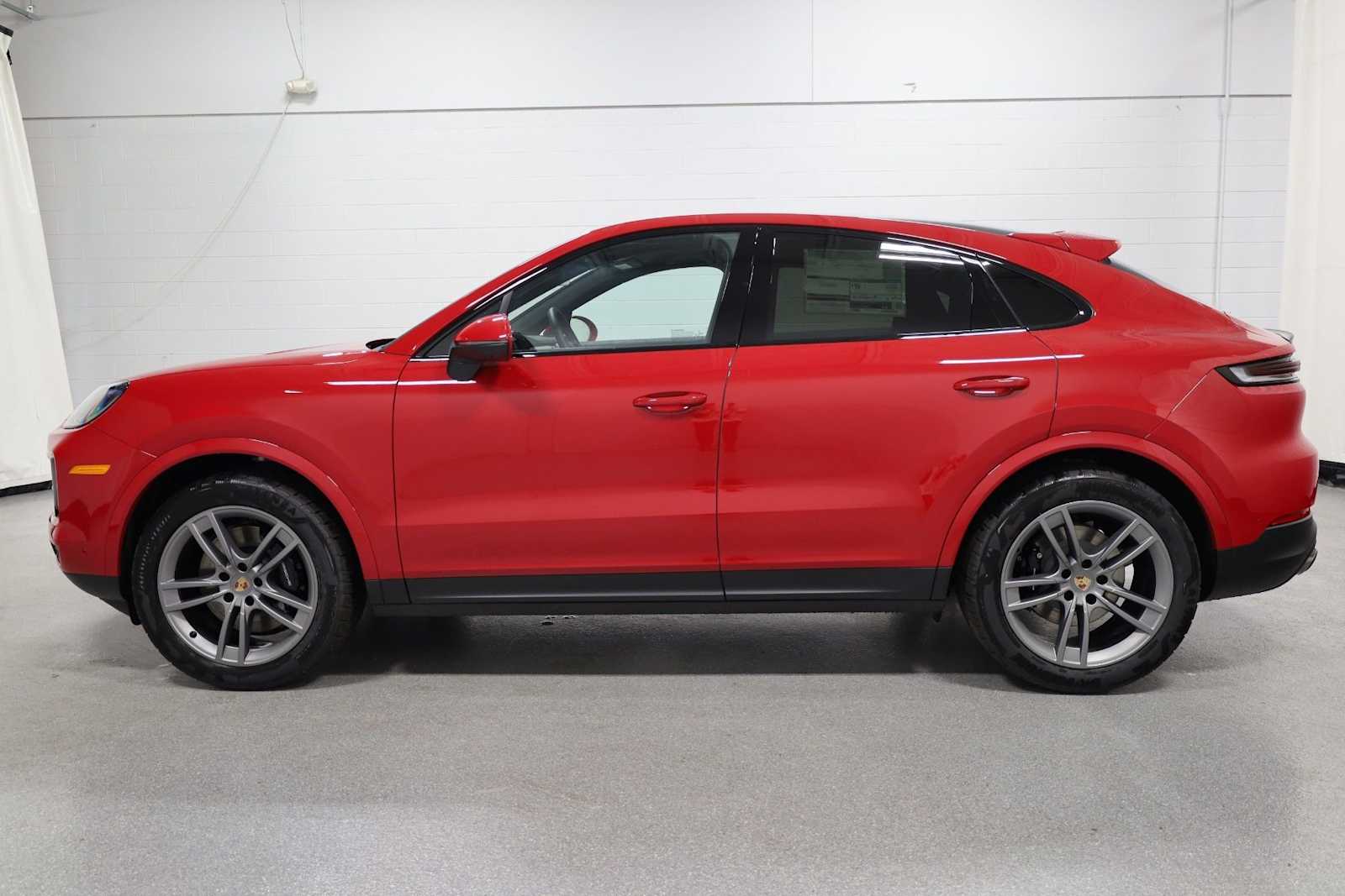 Thumbnail: 2025 Porsche  - 2