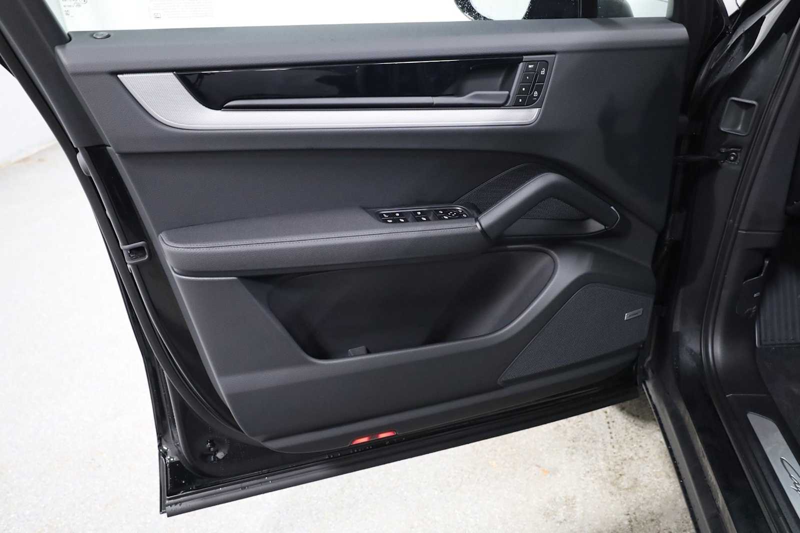 Thumbnail: 2026 Porsche  - 16