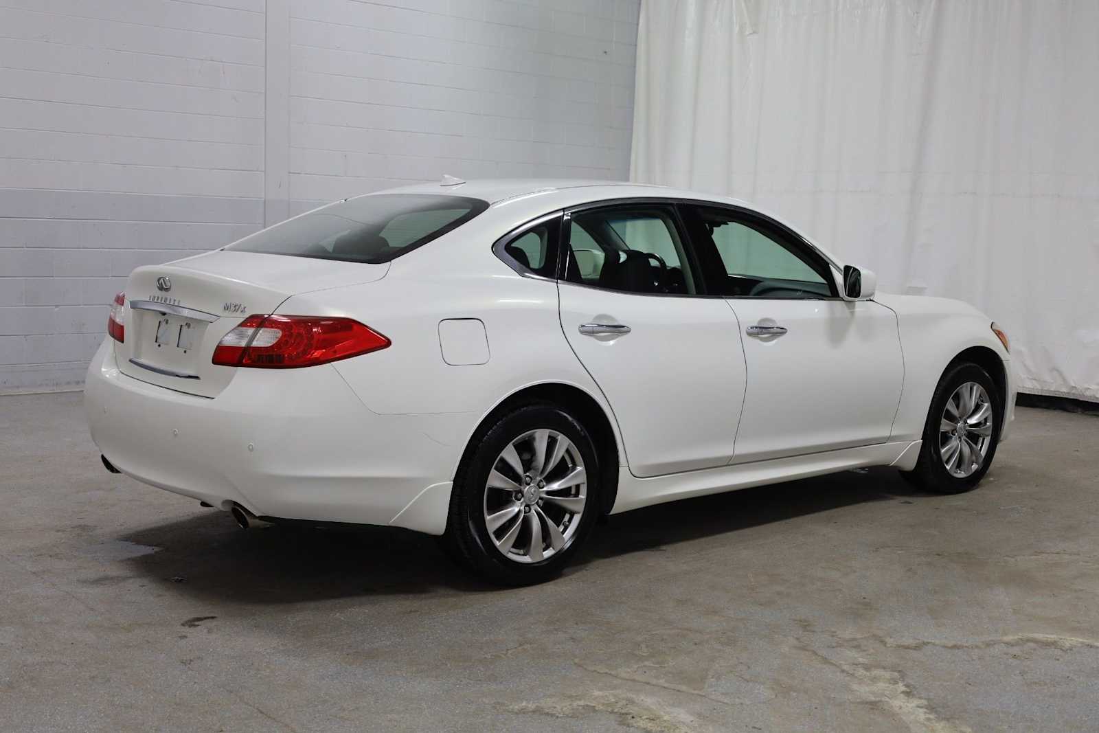 Thumbnail: 2013 INFINITI M37 - 9