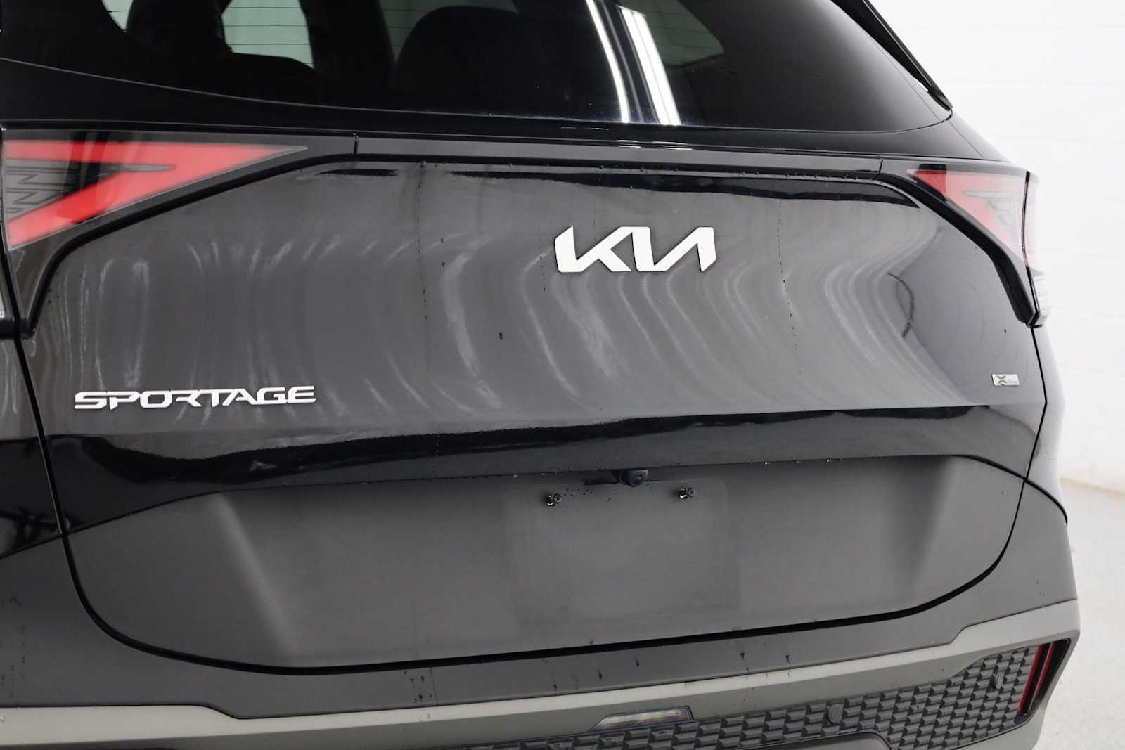 Thumbnail: 2023 Kia Sportage - 8