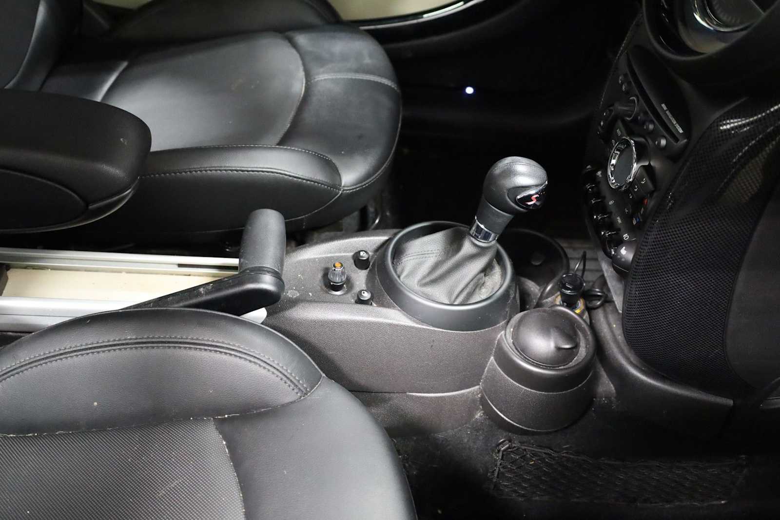 Thumbnail: 2016 MINI Cooper Countryman - 20