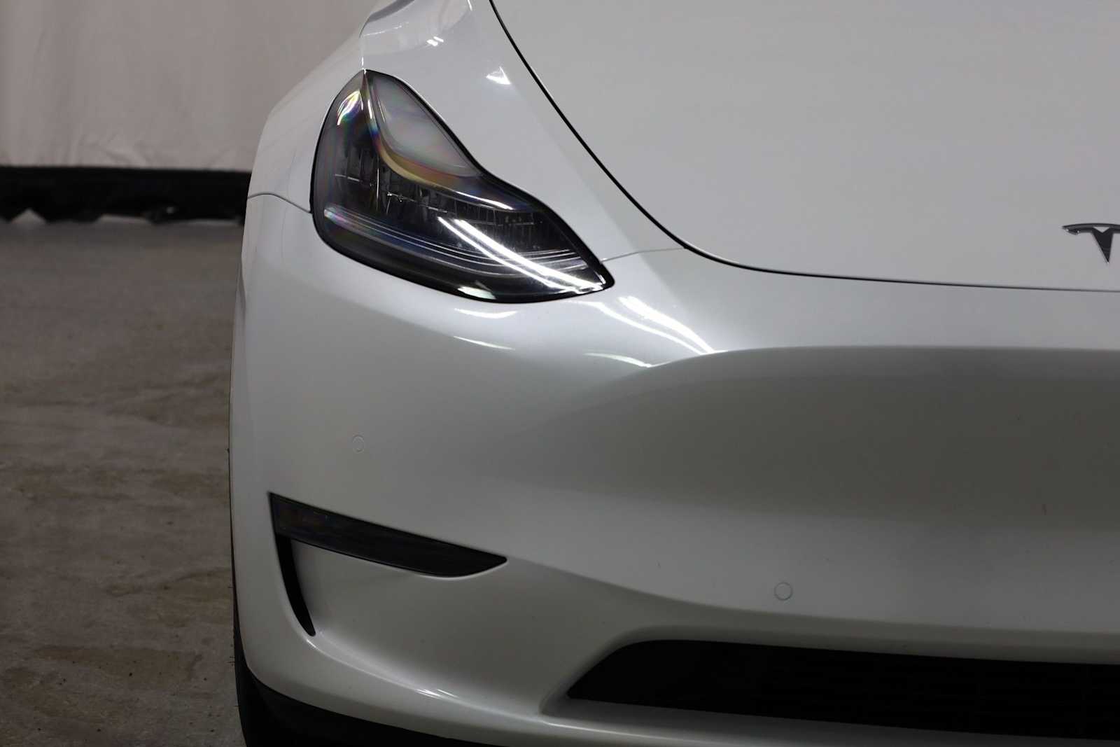 Thumbnail: 2020 Tesla Model Y - 15