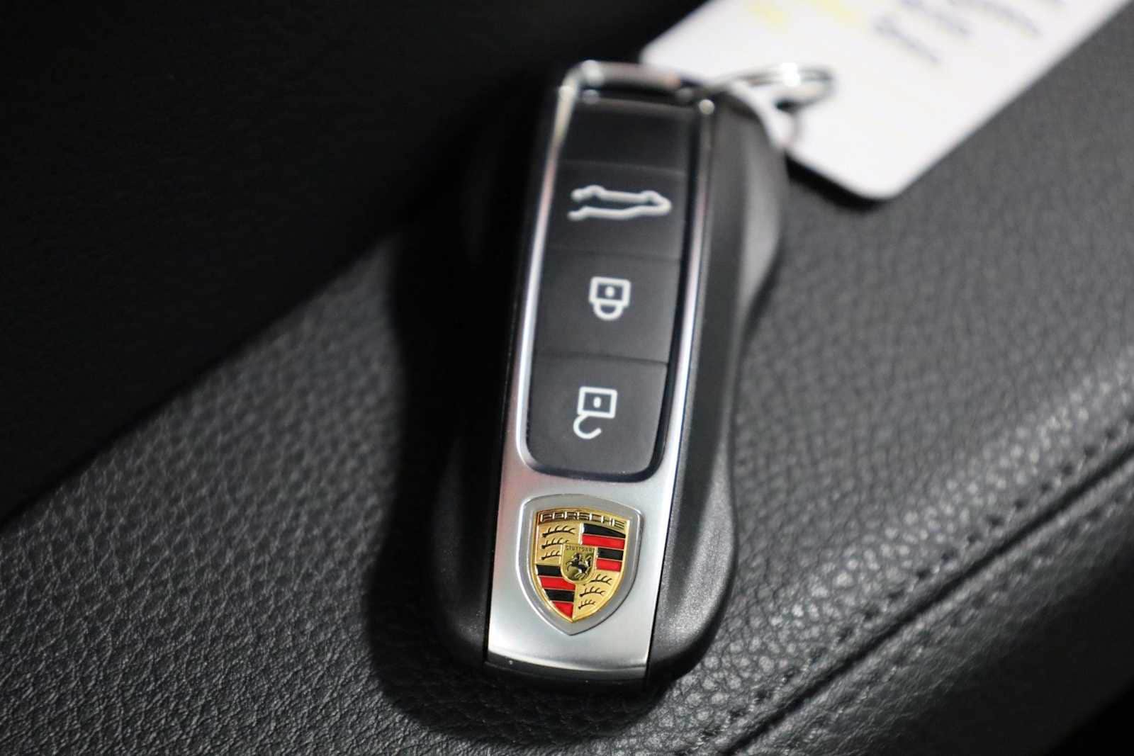 Thumbnail: 2025 Porsche Cayenne - 41