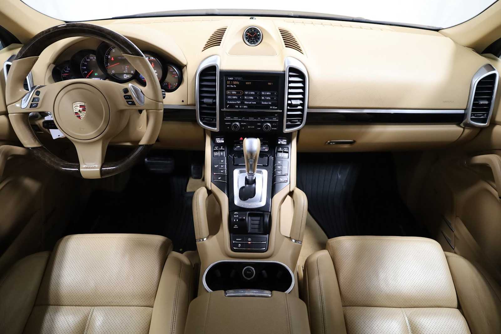 Thumbnail: 2014 Porsche Cayenne - 26