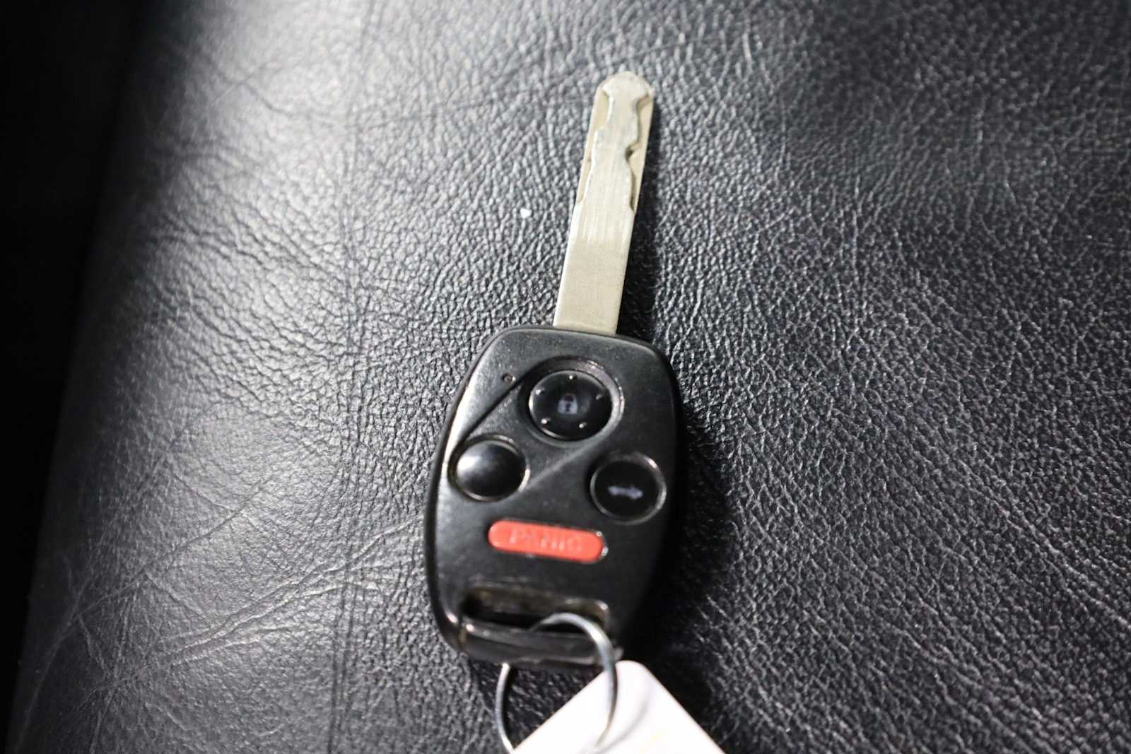 Thumbnail: 2005 Honda Accord - 38