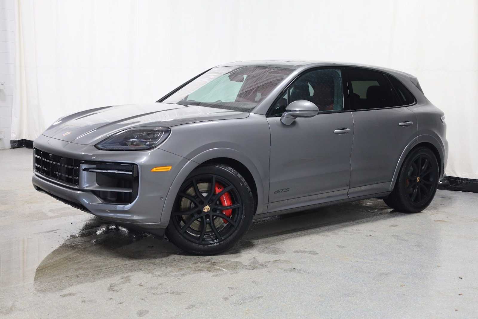 Thumbnail: 2026 Porsche Cayenne - 1