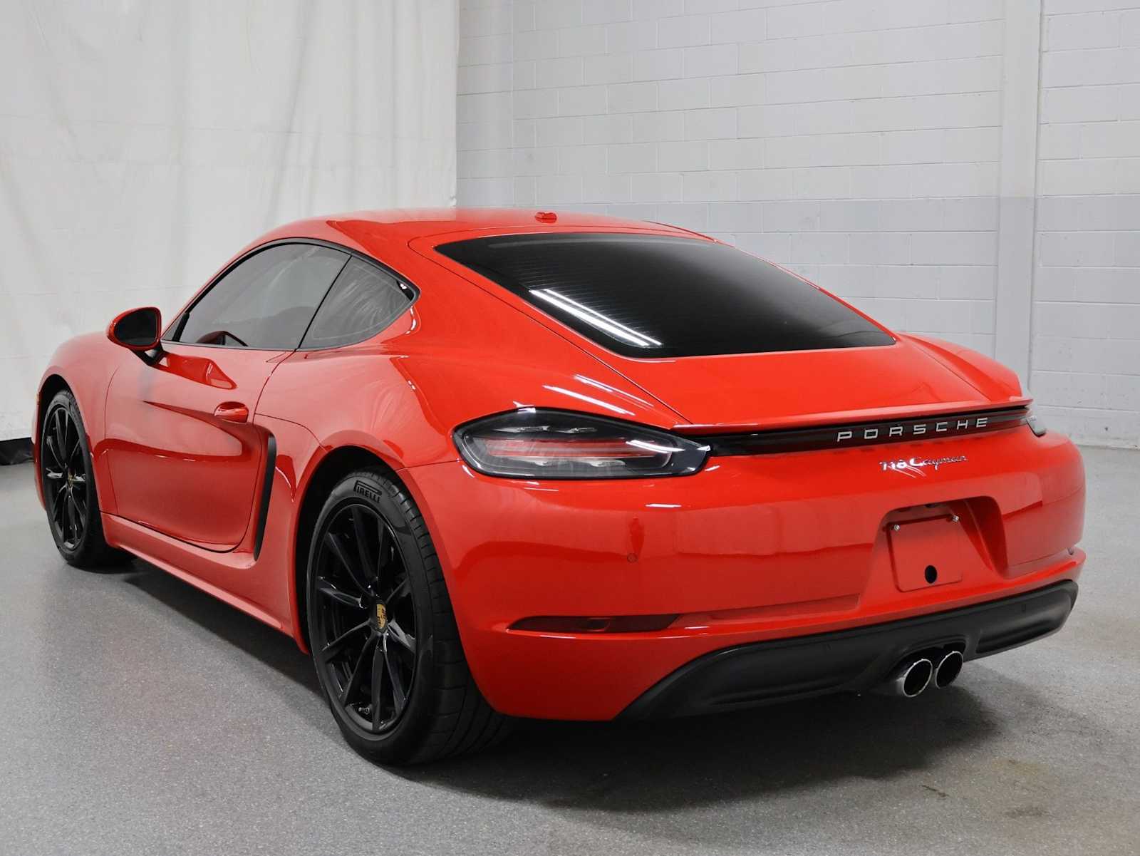 Thumbnail: 2018 Porsche 718 Cayman - 3