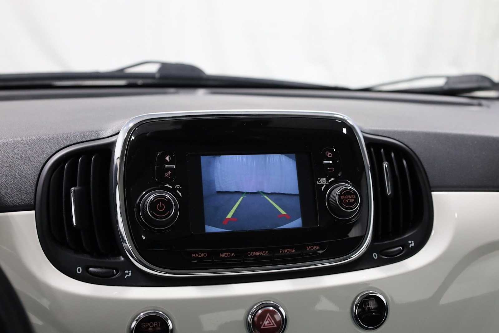 Thumbnail: 2018 Fiat 500 - 31